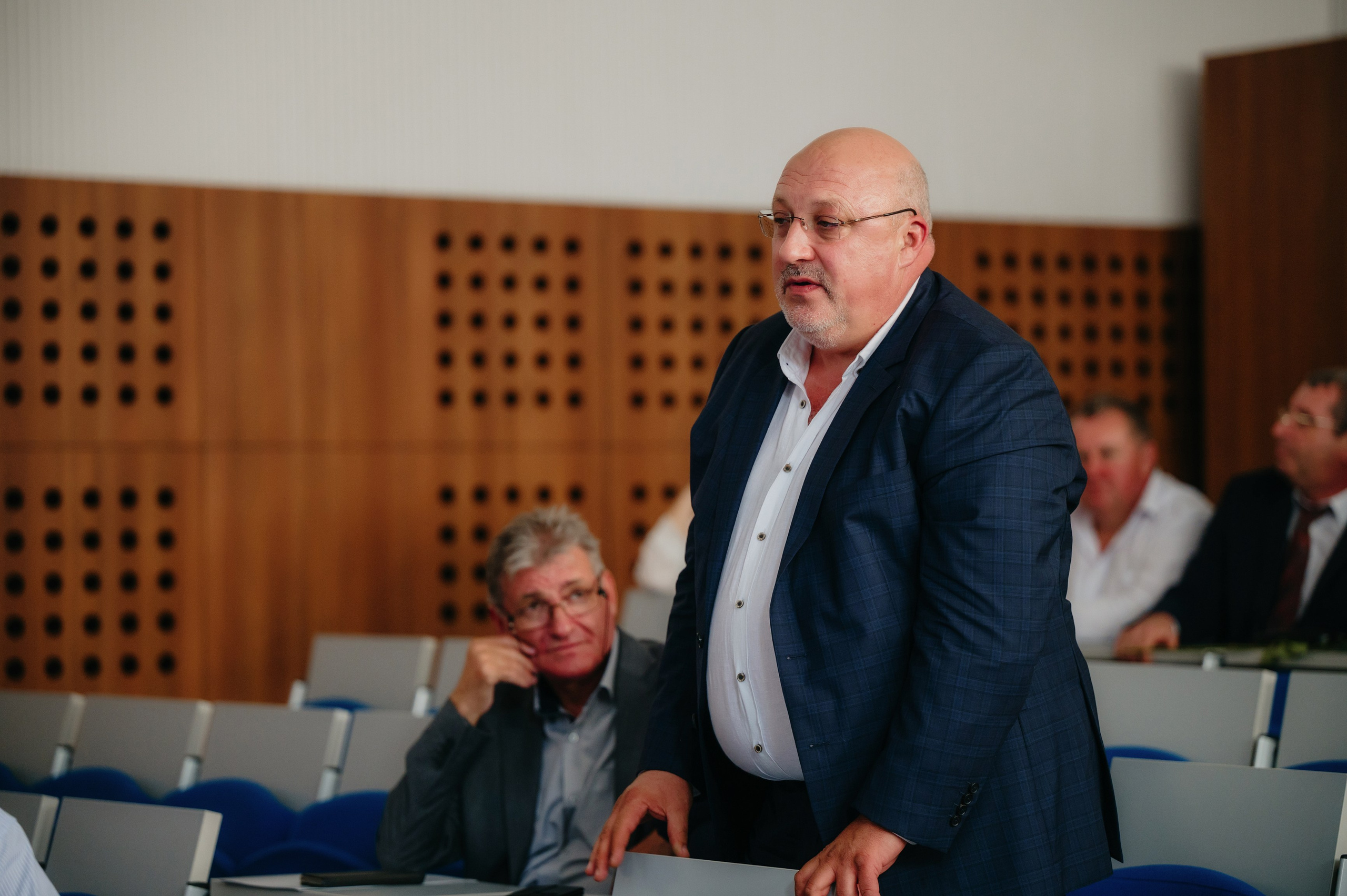 Medicina Veterinara — dupa 30 de ani…. Laurentiu Stefan StoryTeller