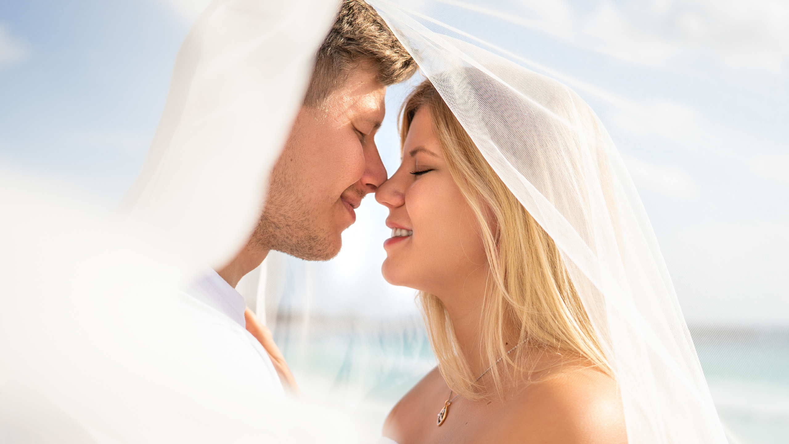 Artistic beach portraits with a fine art touch in Tulum