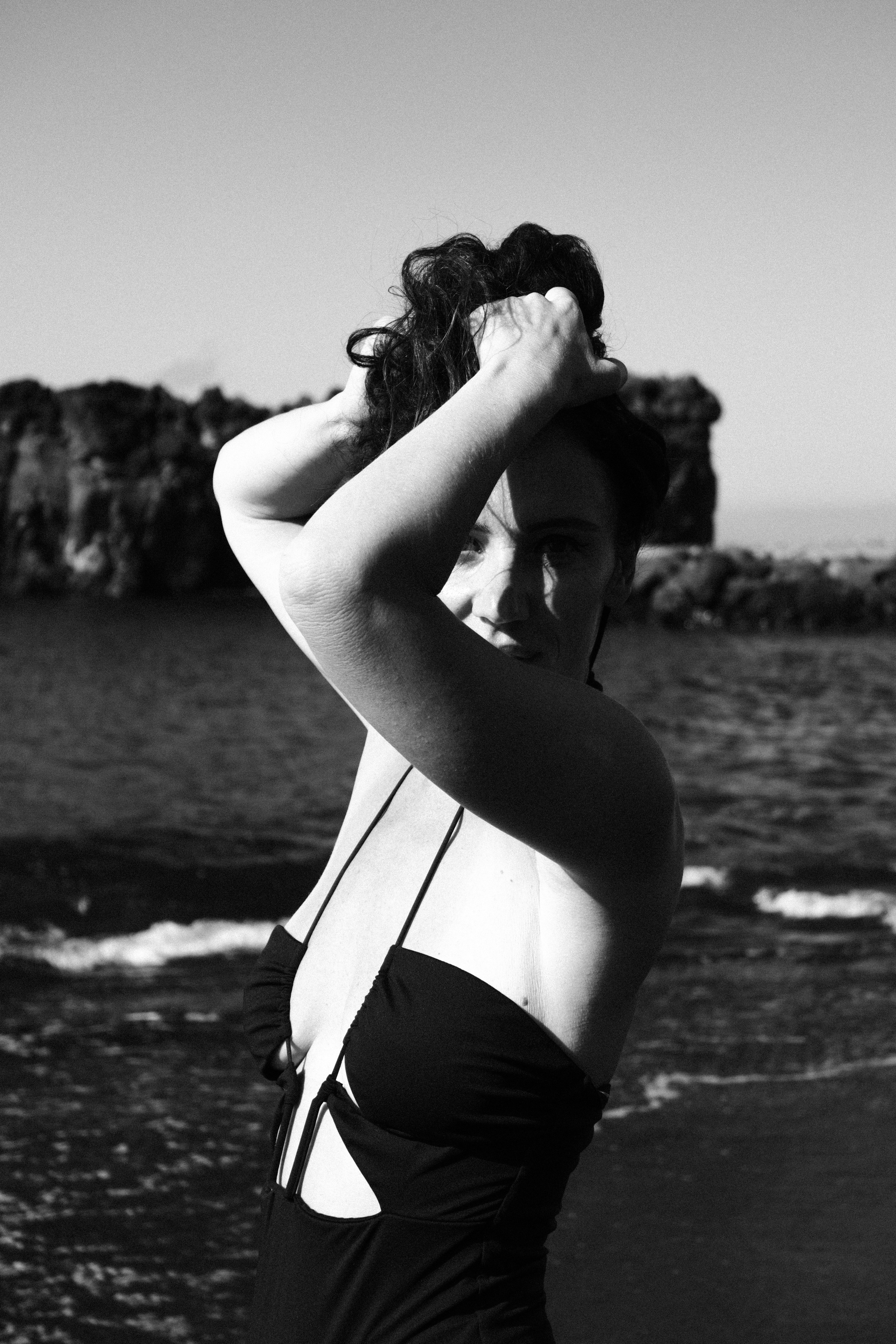 Meggy Câmara de Lobos + ocean. Portrait photographer in Madeira — Marina Shtukina