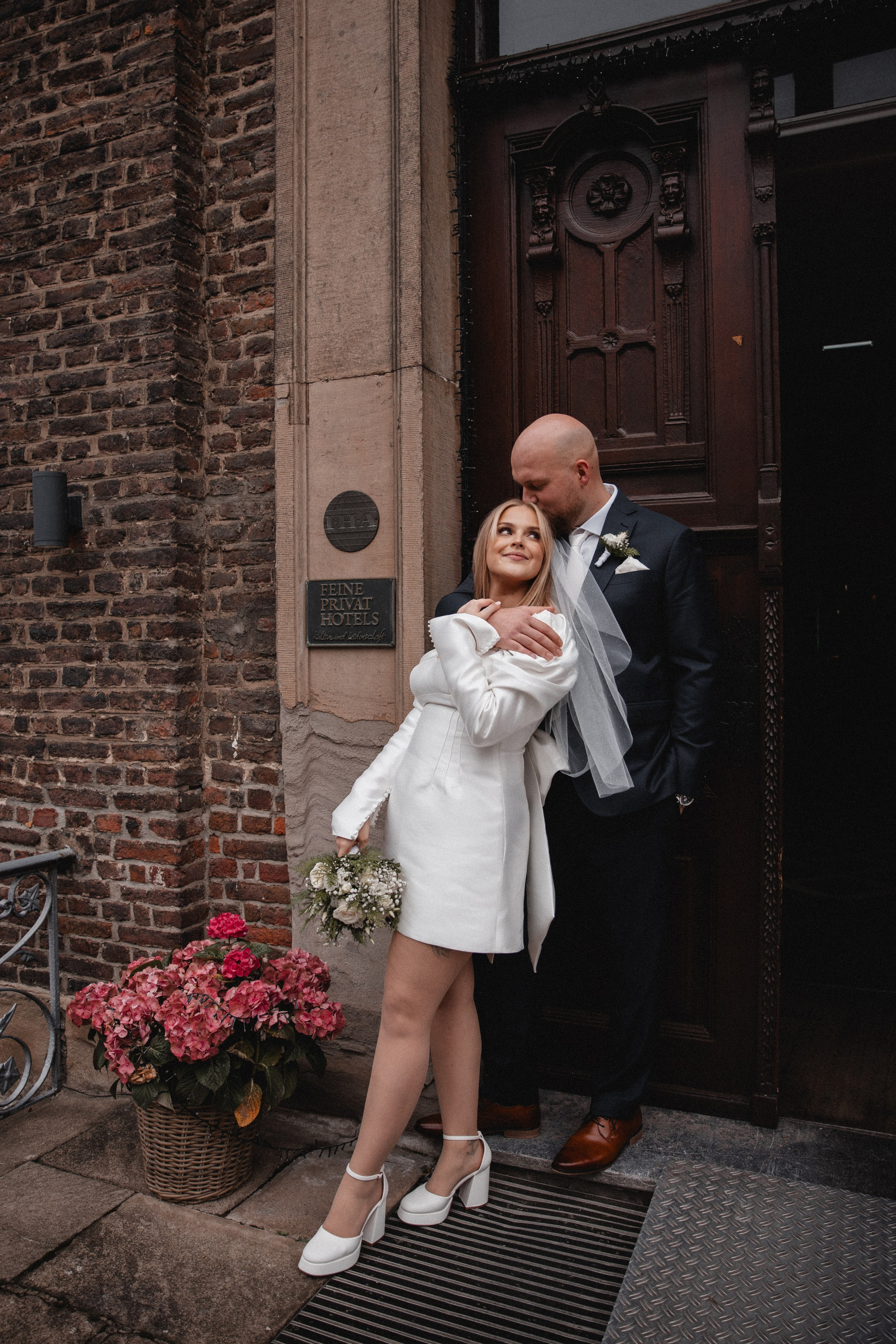 Louisa & Niklas | Schlosshotel Hugenpoet. Photographer in Bochum Dolia Halyna