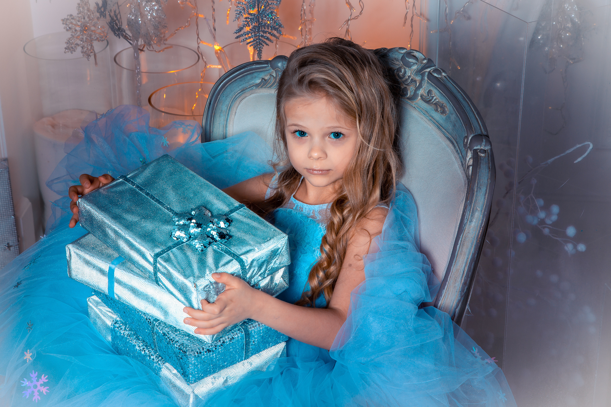 Joulu. Kinosura Creative Studio Helsingissa ja Kuopiossa