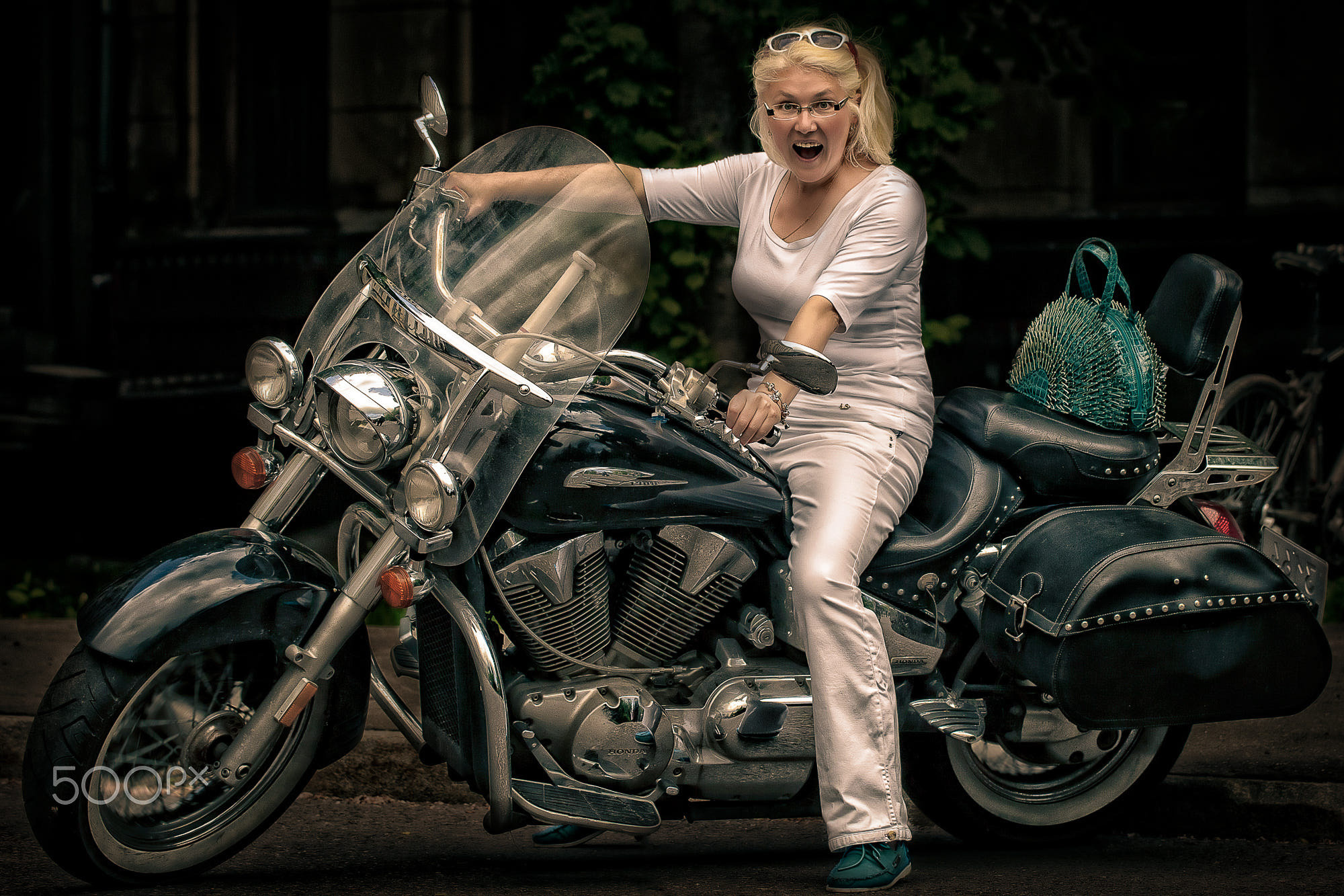 Henkilökuvat. Kinosura Creative Studio Helsingissa ja Kuopiossa