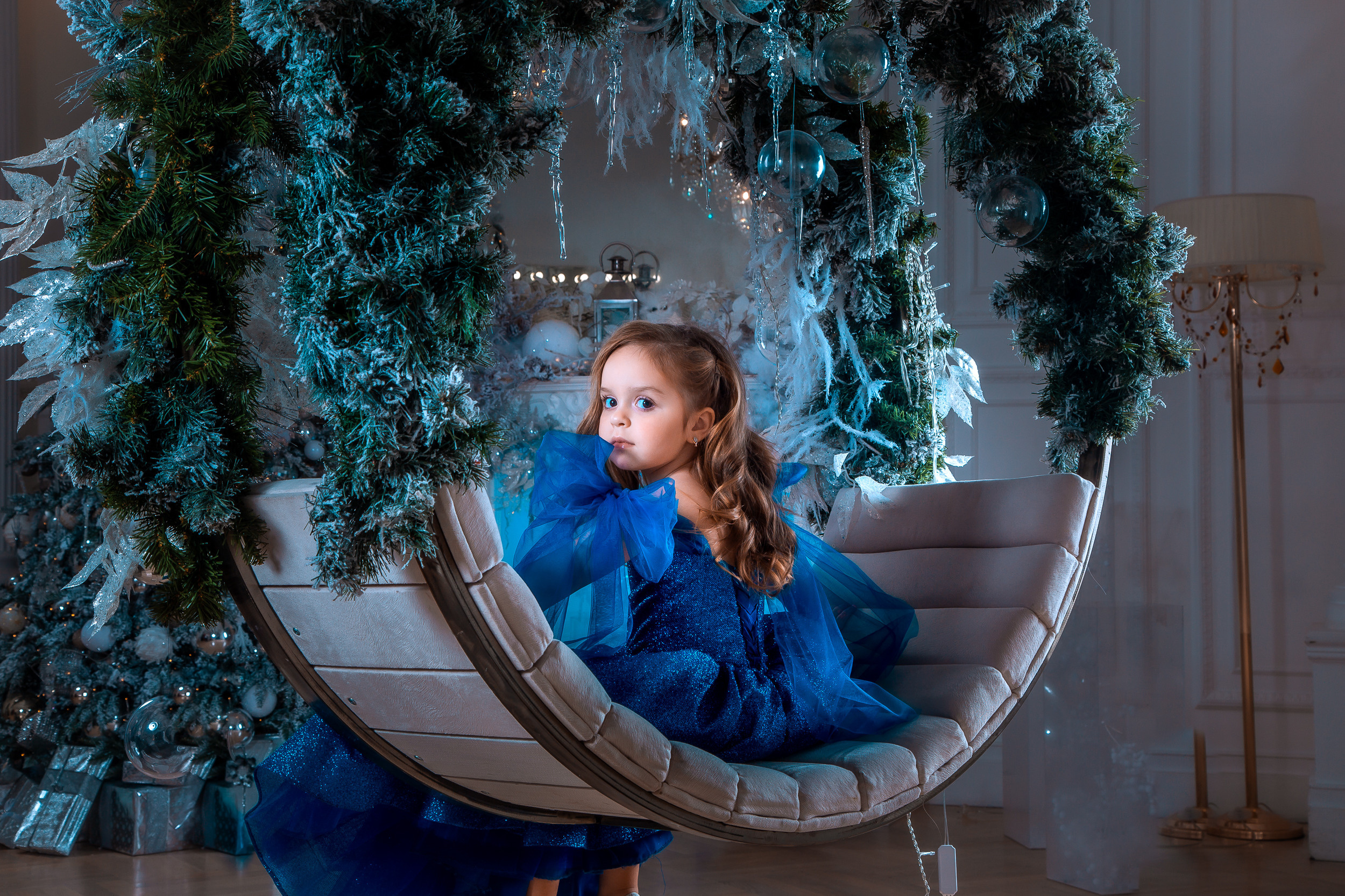 Joulu. Kinosura Creative Studio Helsingissa ja Kuopiossa