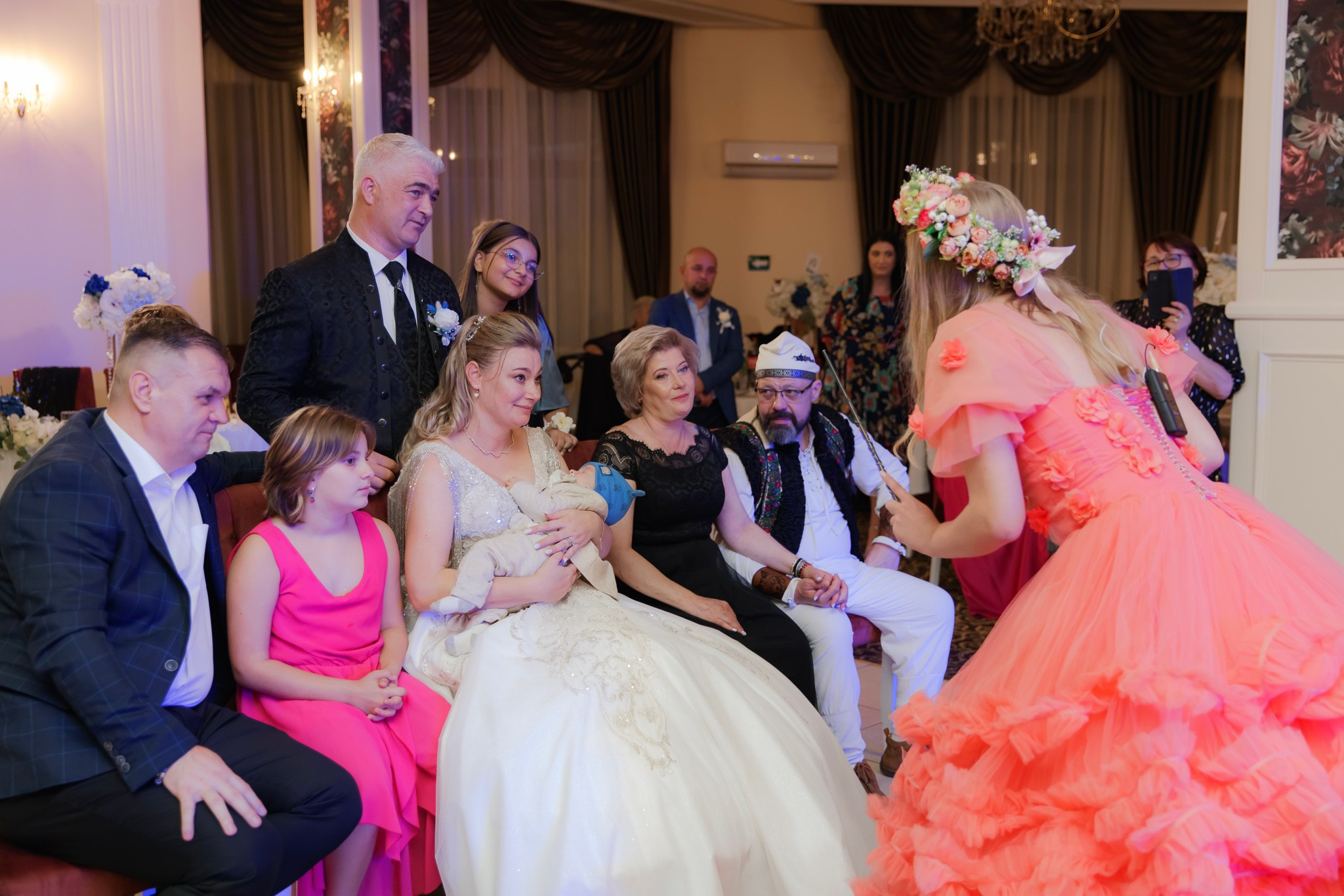 Mihai & Oana. Servicii foto-video profesionale, pentru momente de neuitat