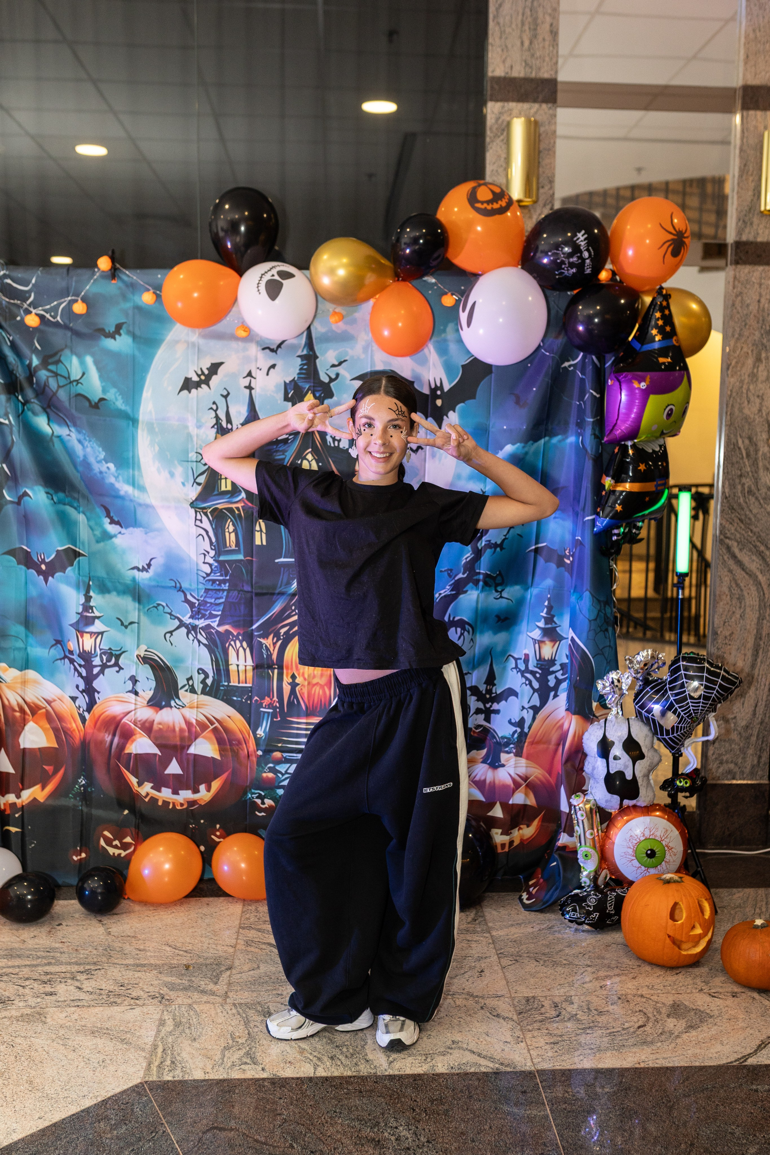 Leo dance studio Helloween 2025. Семейный и детский фотограф в Варшаве Мила Бобровская