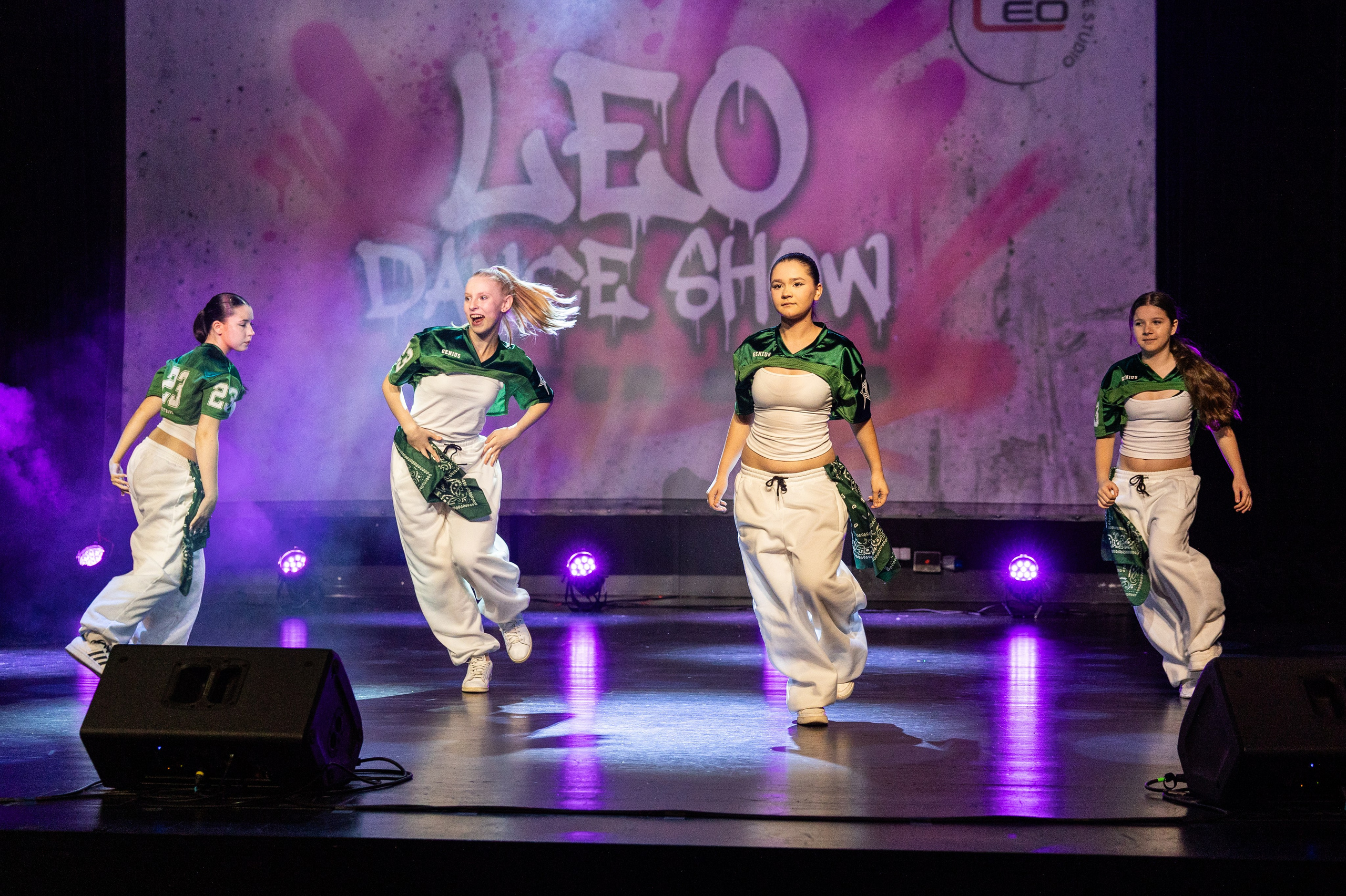 LEO DANCE SHOW WINTER 2025. Семейный и детский фотограф в Варшаве Мила Бобровская