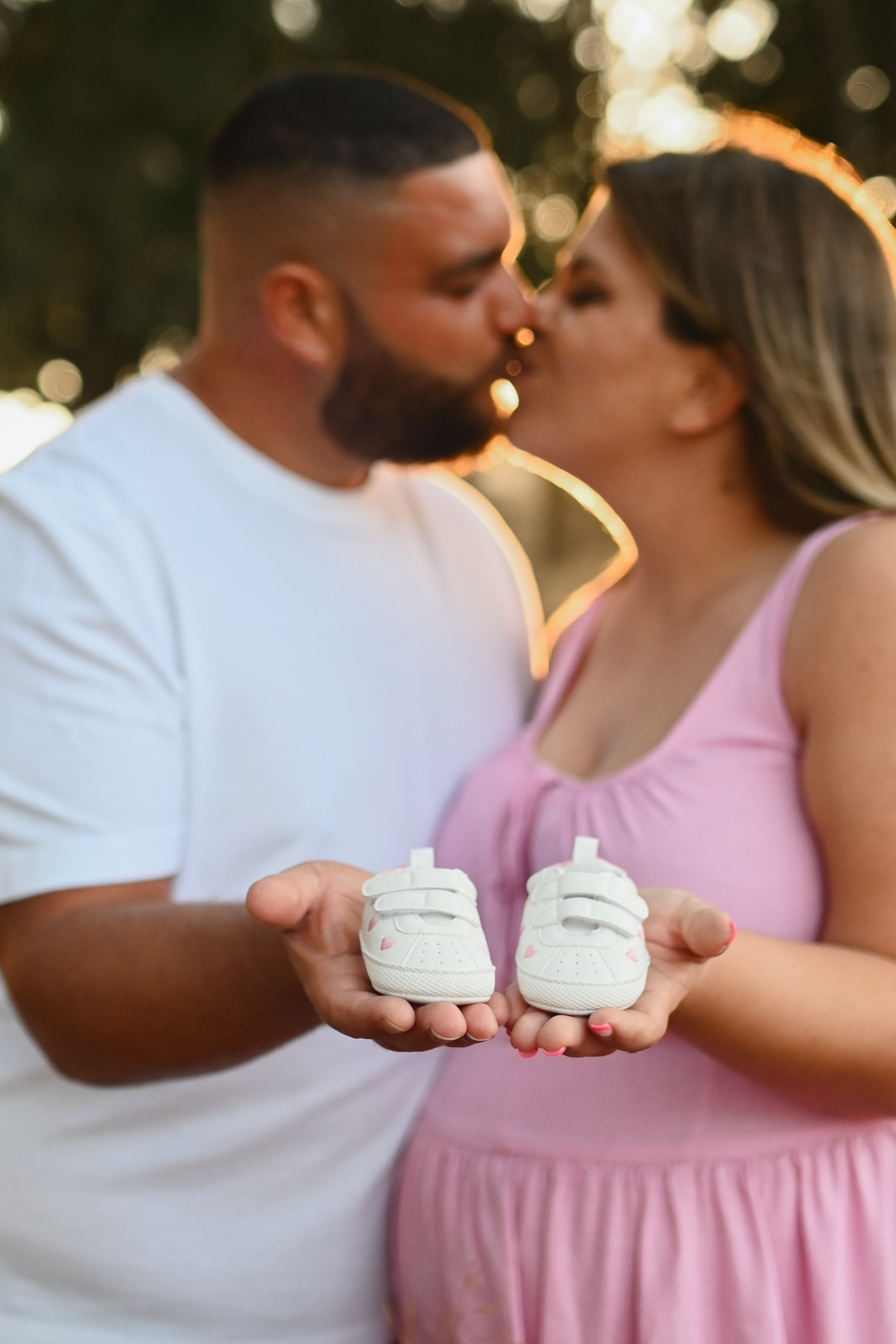 Φωτογράφιση εγκυμοσύνης στο Φιλέρημο Ρόδου – Μαγικές στιγμές μέσα στη φύση. WELCOME