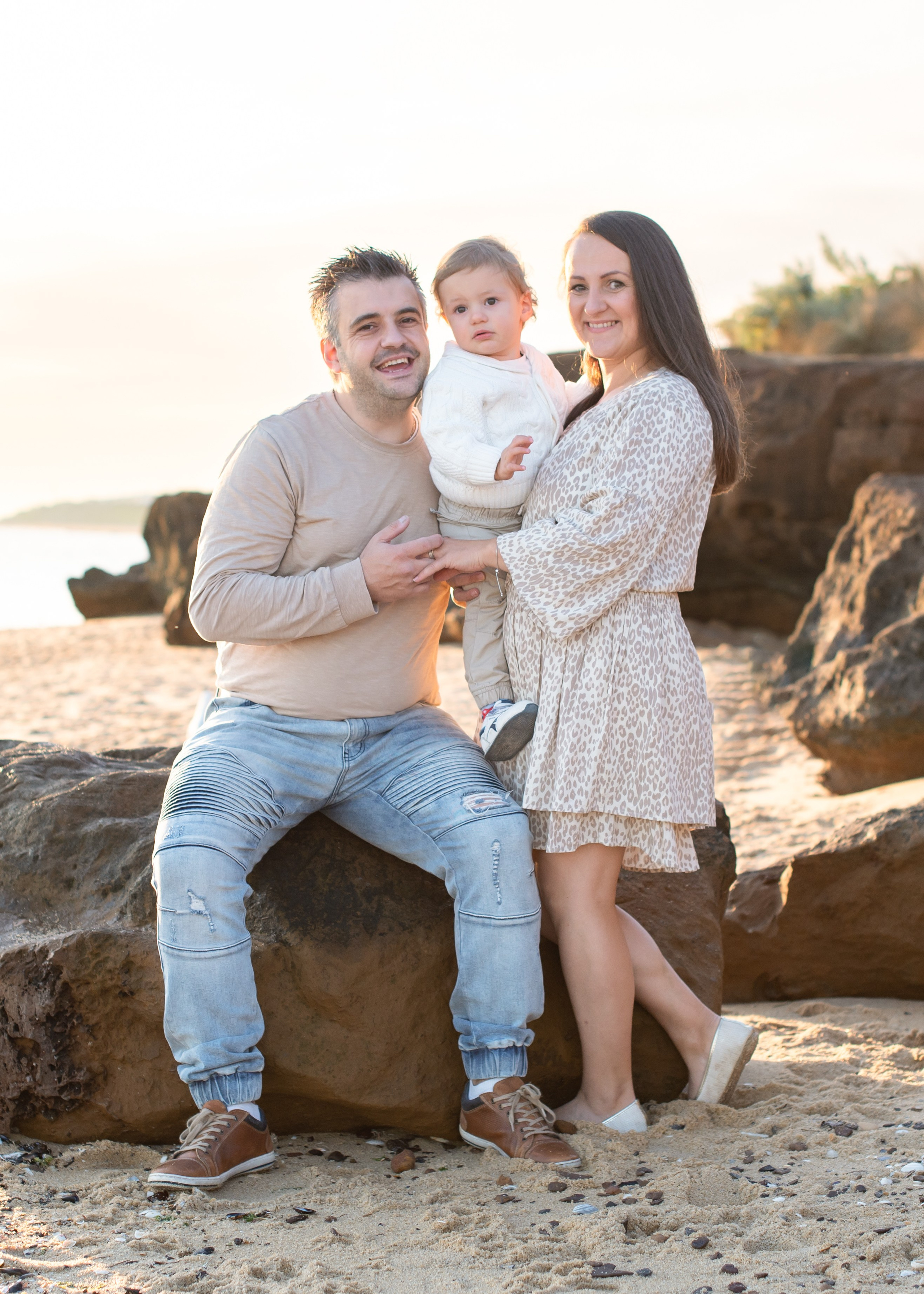 Family portraits “GROWING TOGETHER”. Children, family and event photographer Mirjana Zdravkovic