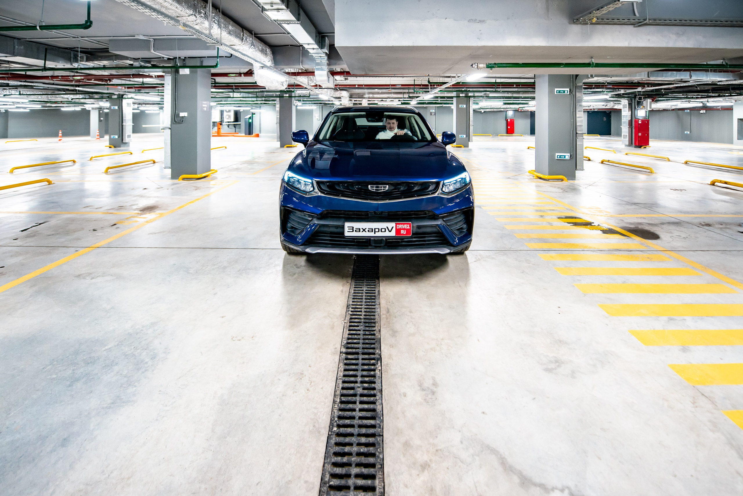 Фотосъемка автомобиля Geely Tigulla. ФОТОГРАФ МЕКСИКА КИНТАНА-РОО