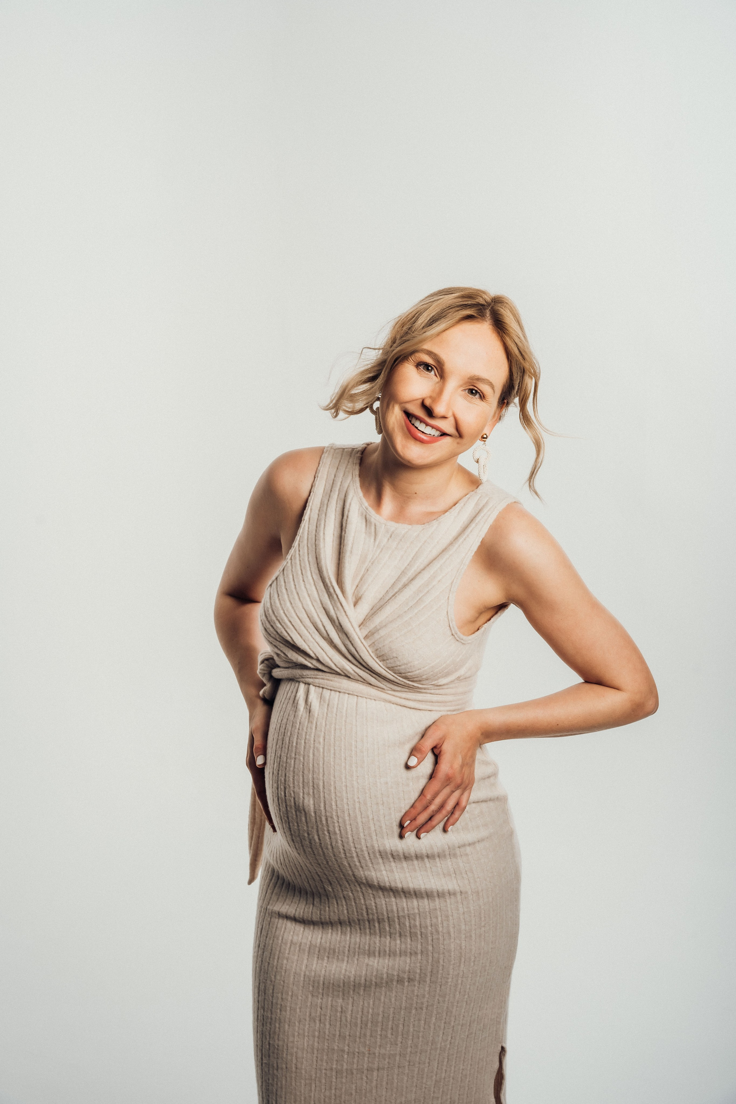Rebekka. Portrait Photographer in Berlin Daria Doch Schwangerschaftsfotos