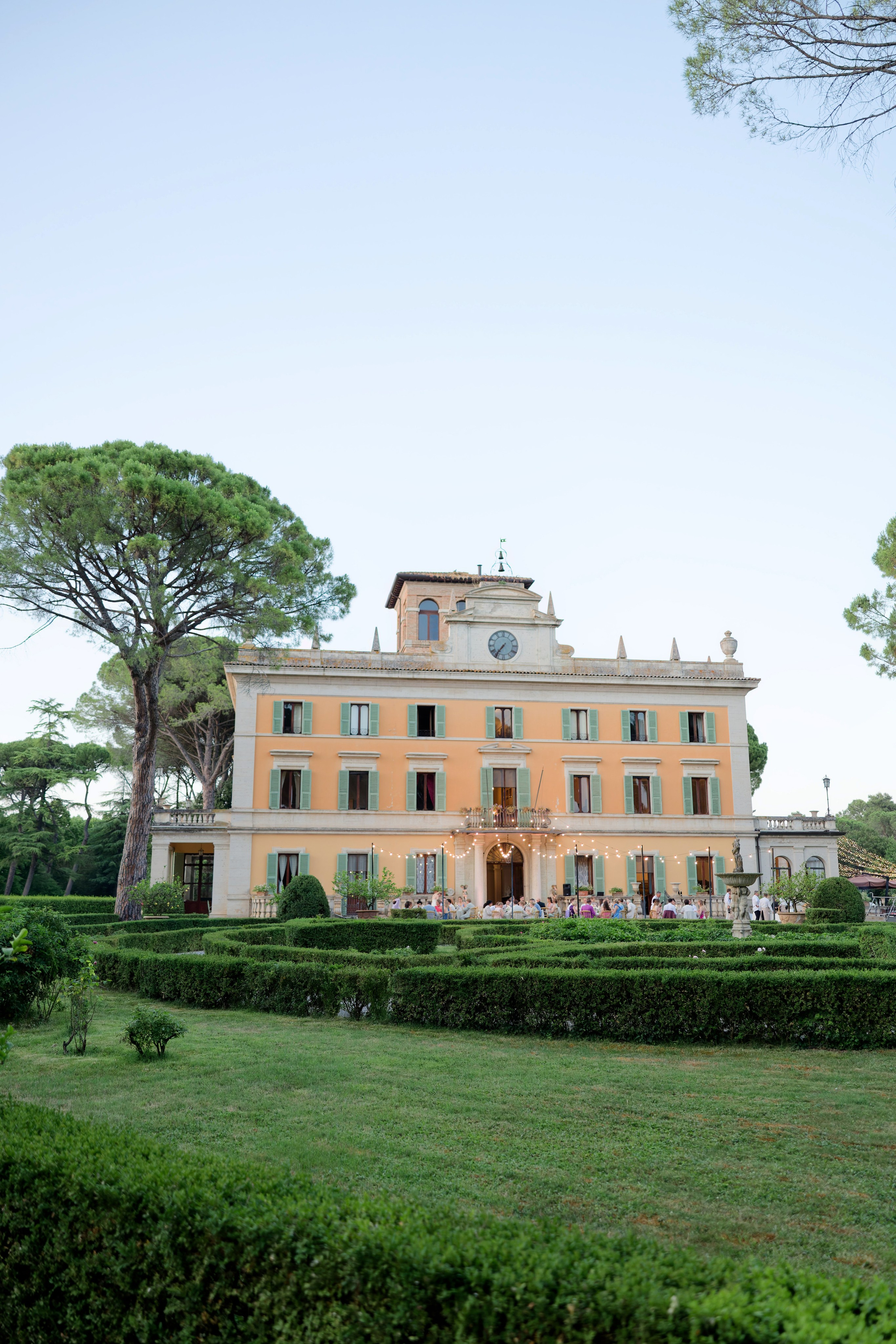 Wedding at La Torre di Pila, Umbria, Italy