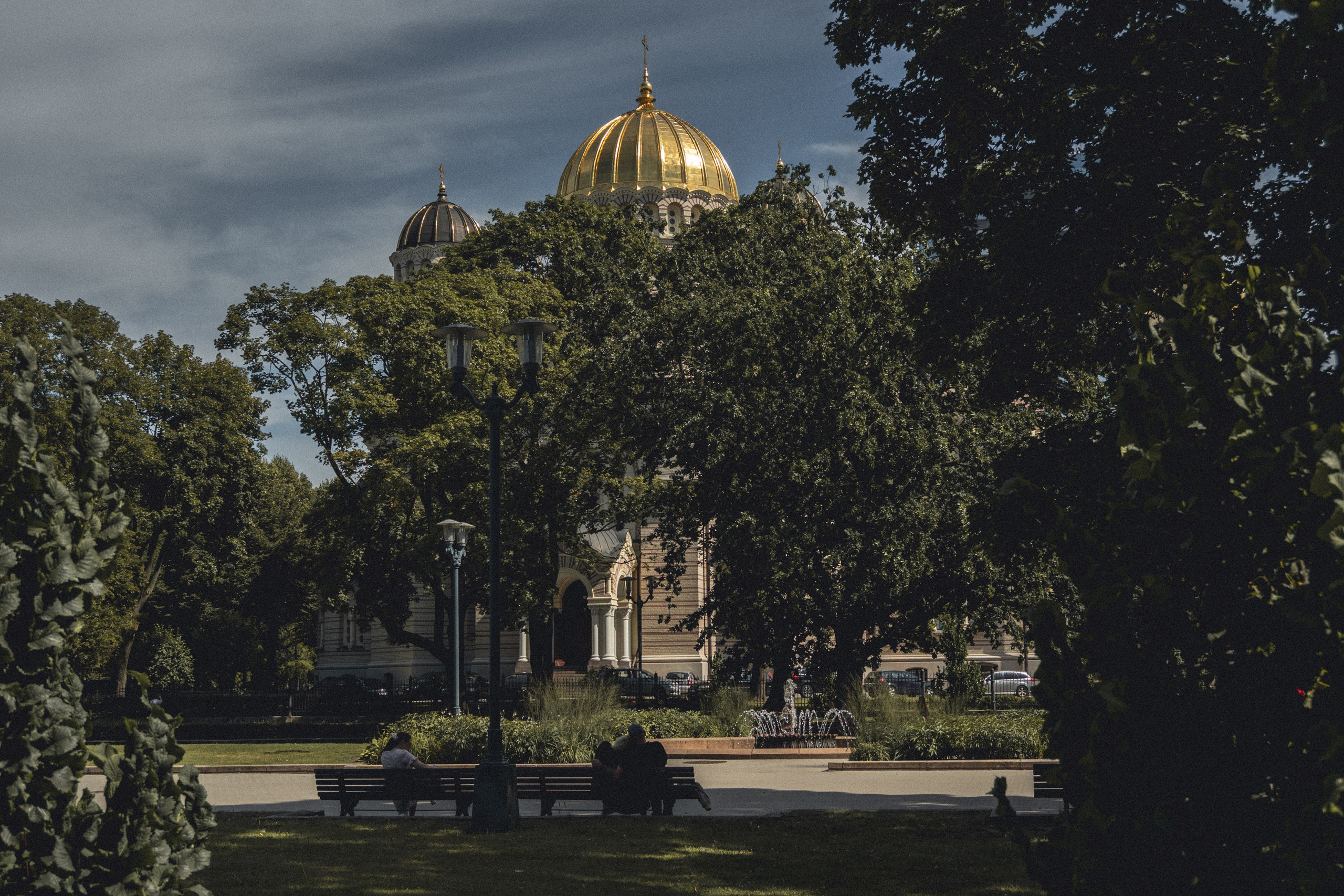 Voyage à Riga. Photographe sur Cote d’Azur. Portraits de familles, couples, enfants, événements