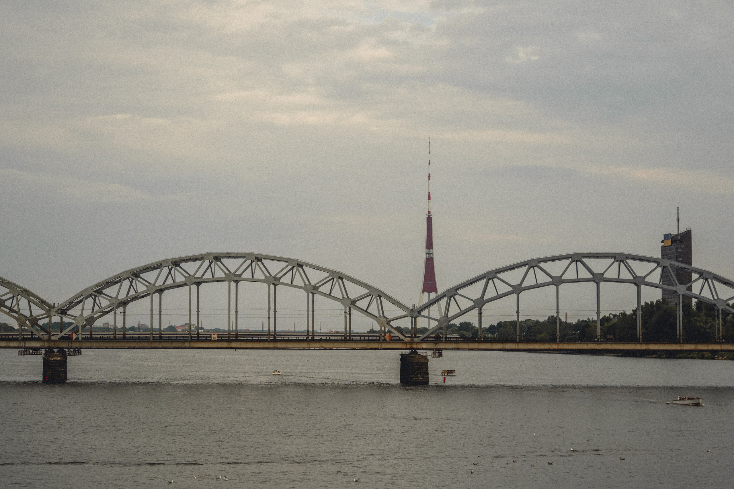 Voyage à Riga. Photographe sur Cote d’Azur. Portraits de familles, couples, enfants, événements