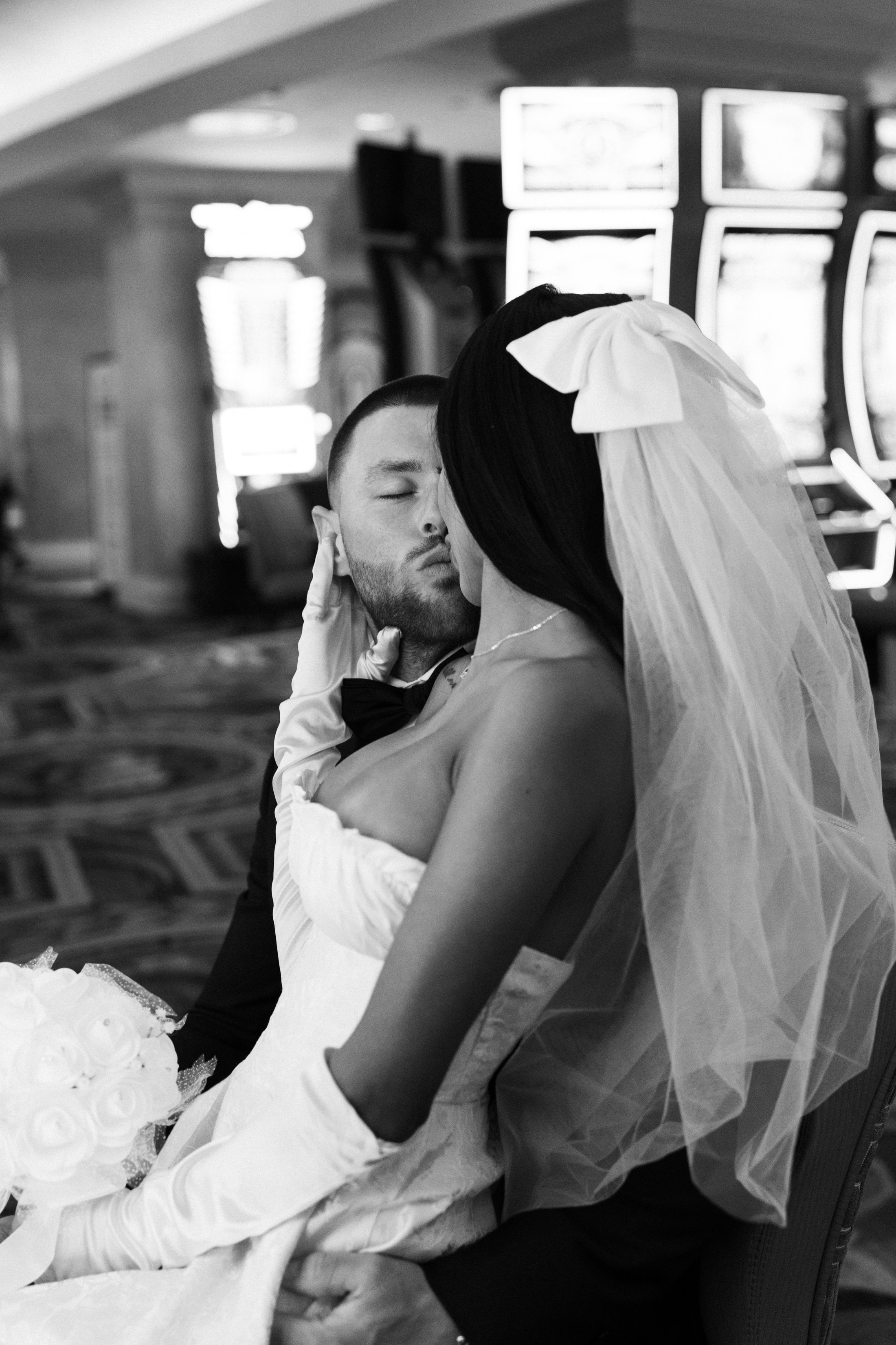 S&C. Wedding & elopement photographer Viktoriya Kravtsov. Las Vegas