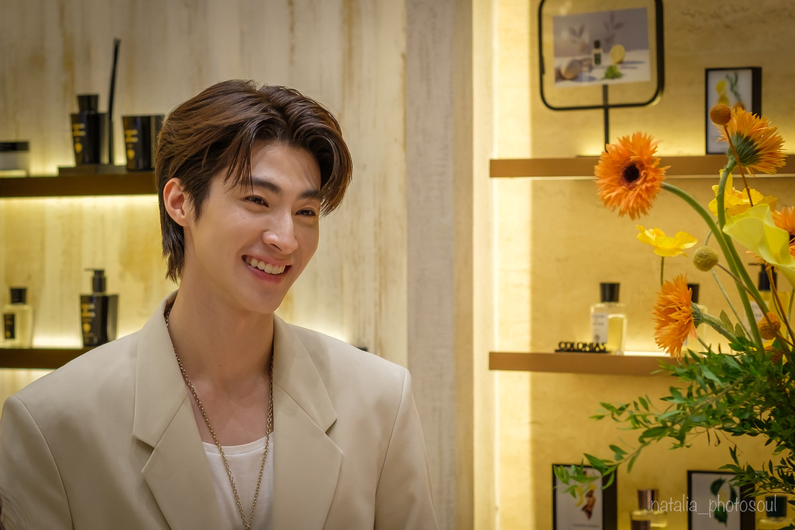 PONGTIWAT, Bangkok. Photographer in Seoul Dobrokvashina Natalya