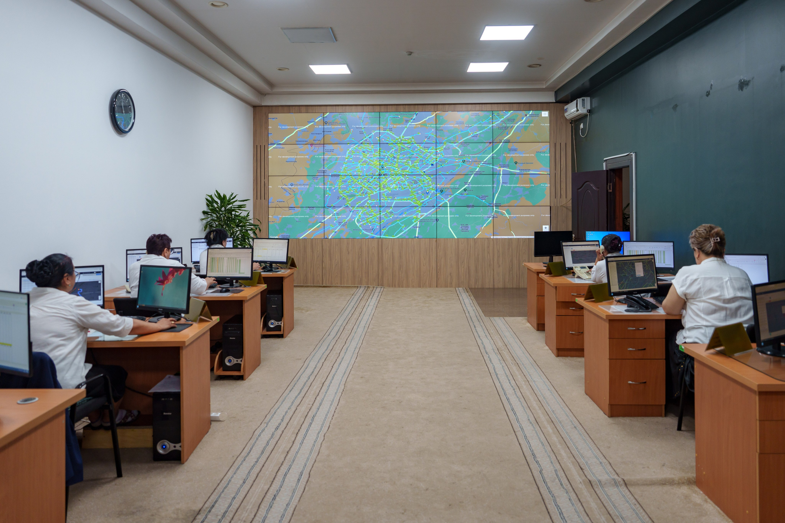 Электробус. Георгий Намазов | Фотограф в Ташкенте