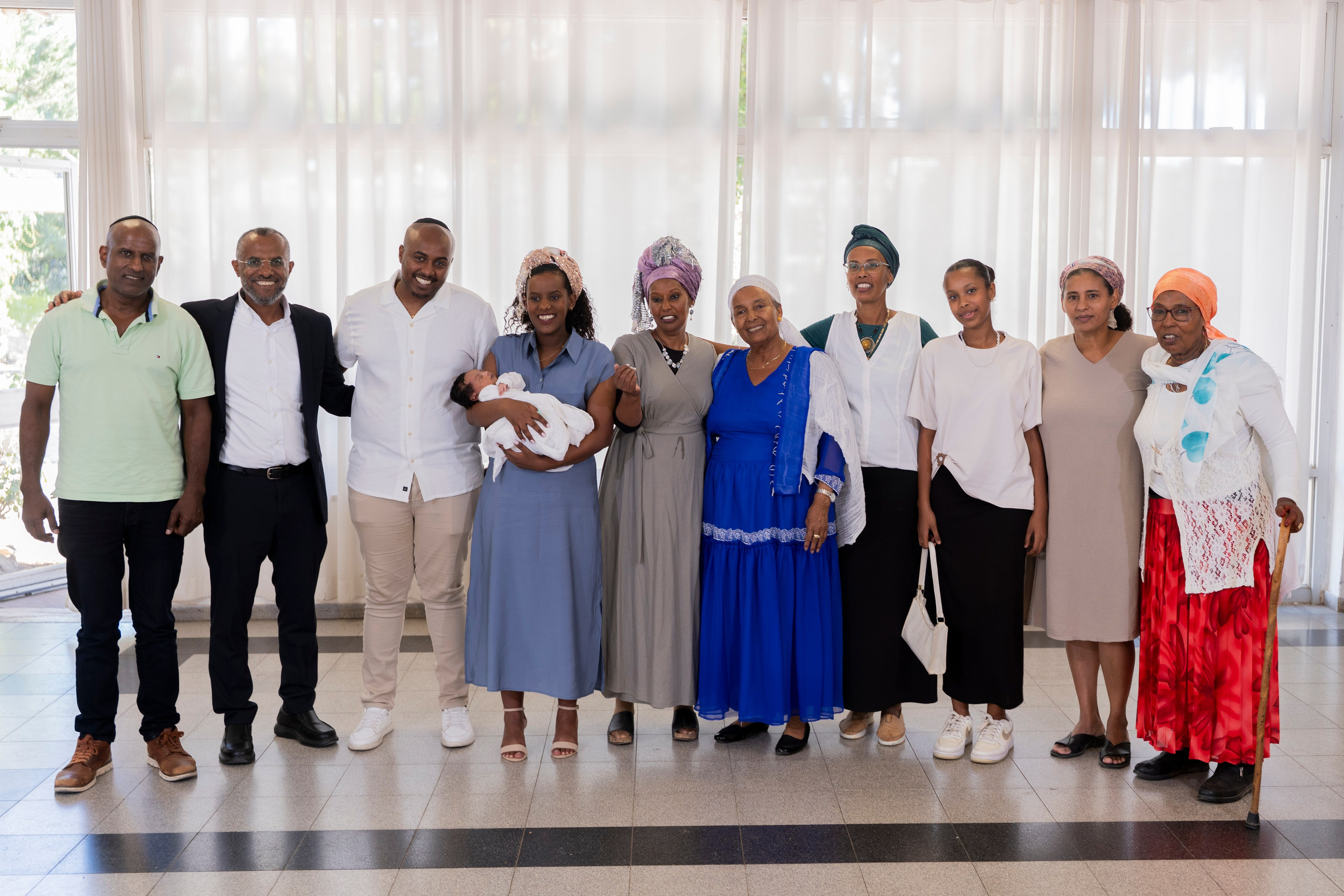 משפחת סלומון. יוסף מזרחי צילום חתונה, ברית וזוגיות. צלם מקצועי שאוהב להוציא אתכם הכי יפים ברגעים הכי מרגשים