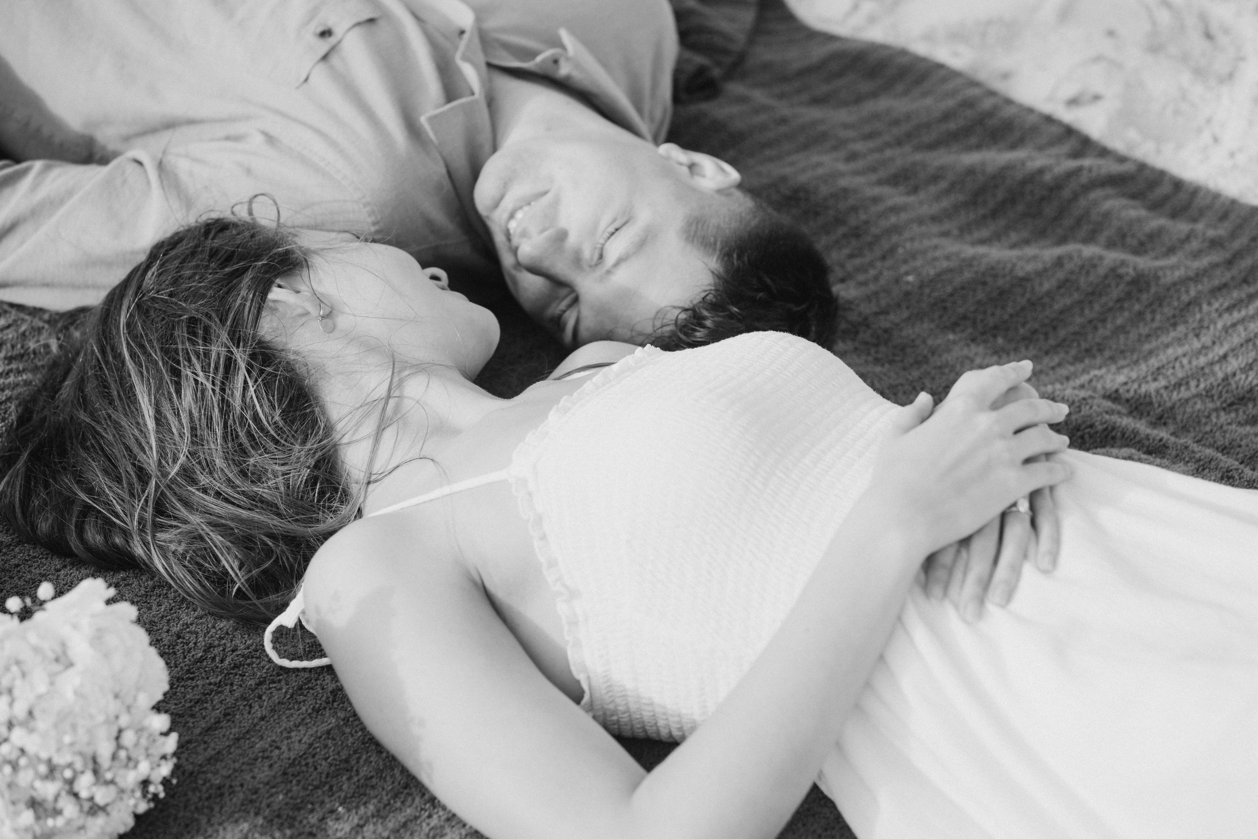 engagement photoshoot on the Siesta Beach Florida