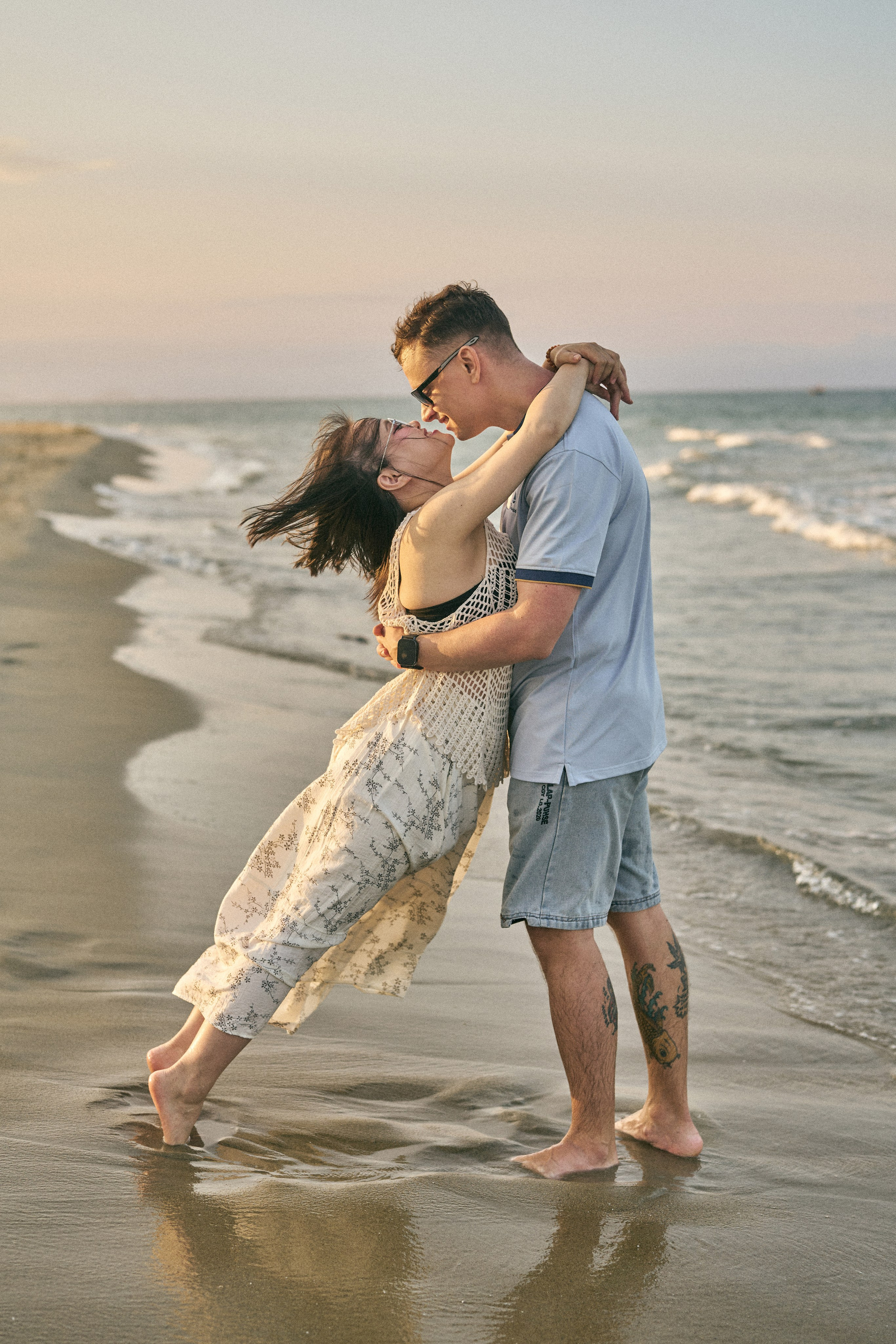 Lifestyle Photographer in Hoi An & Da Nang Love stories, family & wedding photography