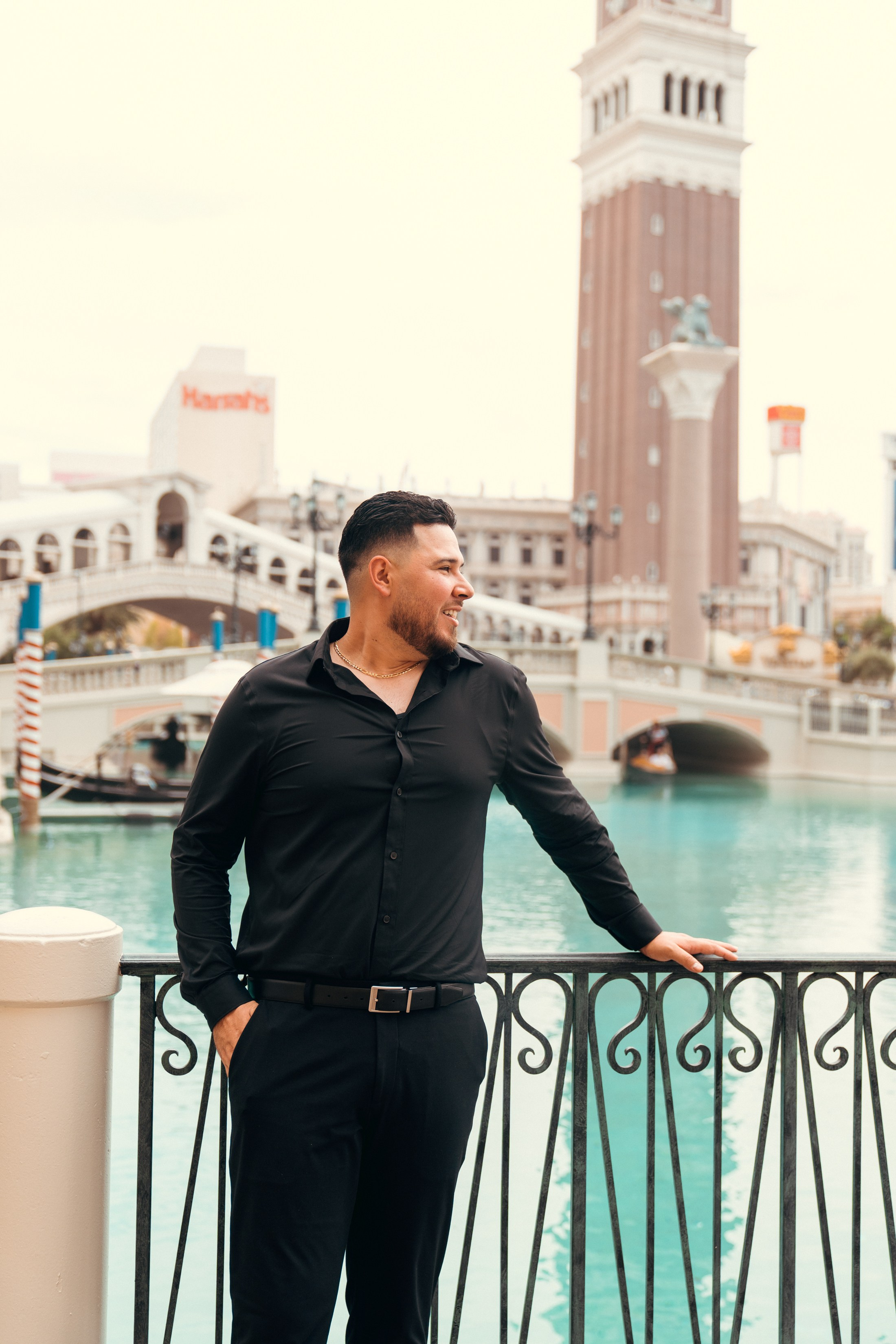 Litcia&Octavio. Wedding & elopement photographer Viktoriya Kravtsov. Las Vegas