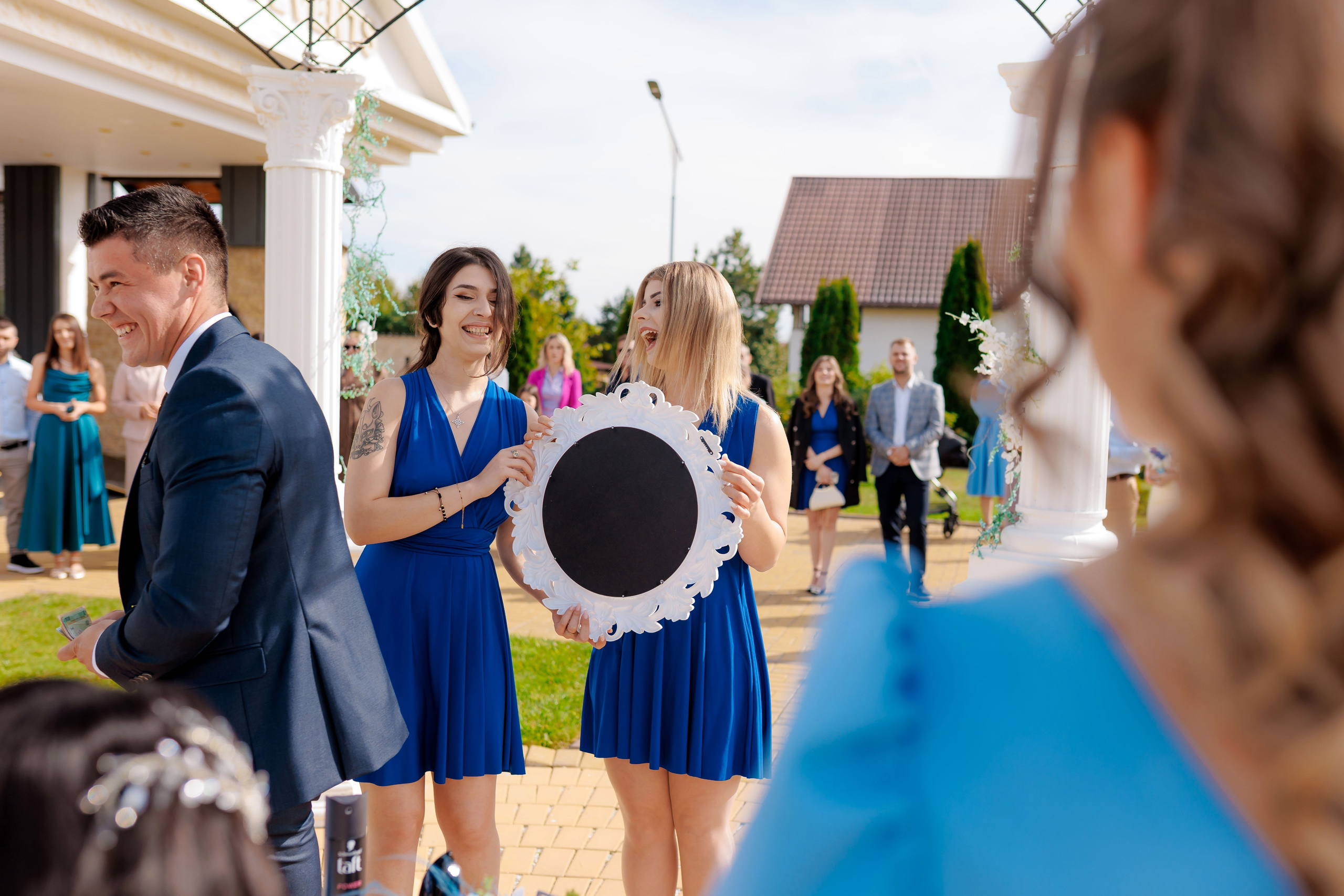 Loredana & Emilian – Ziua Nunții | Videografie - fotografie Botez Suceava, Iași, Botoșani. Servicii foto-video profesionale, pentru momente de neuitat
