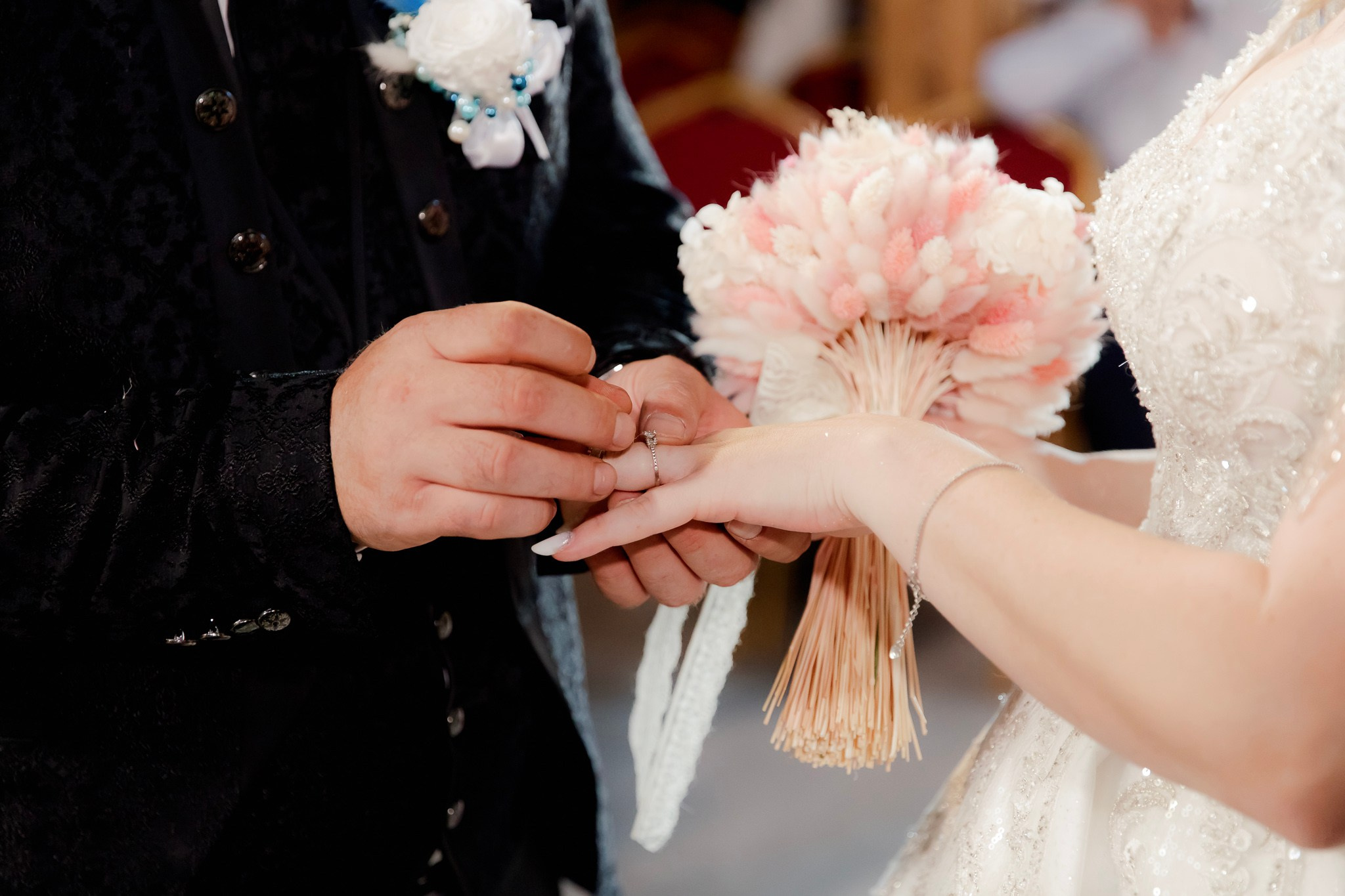 Mihai & Oana. Servicii foto-video profesionale, pentru momente de neuitat