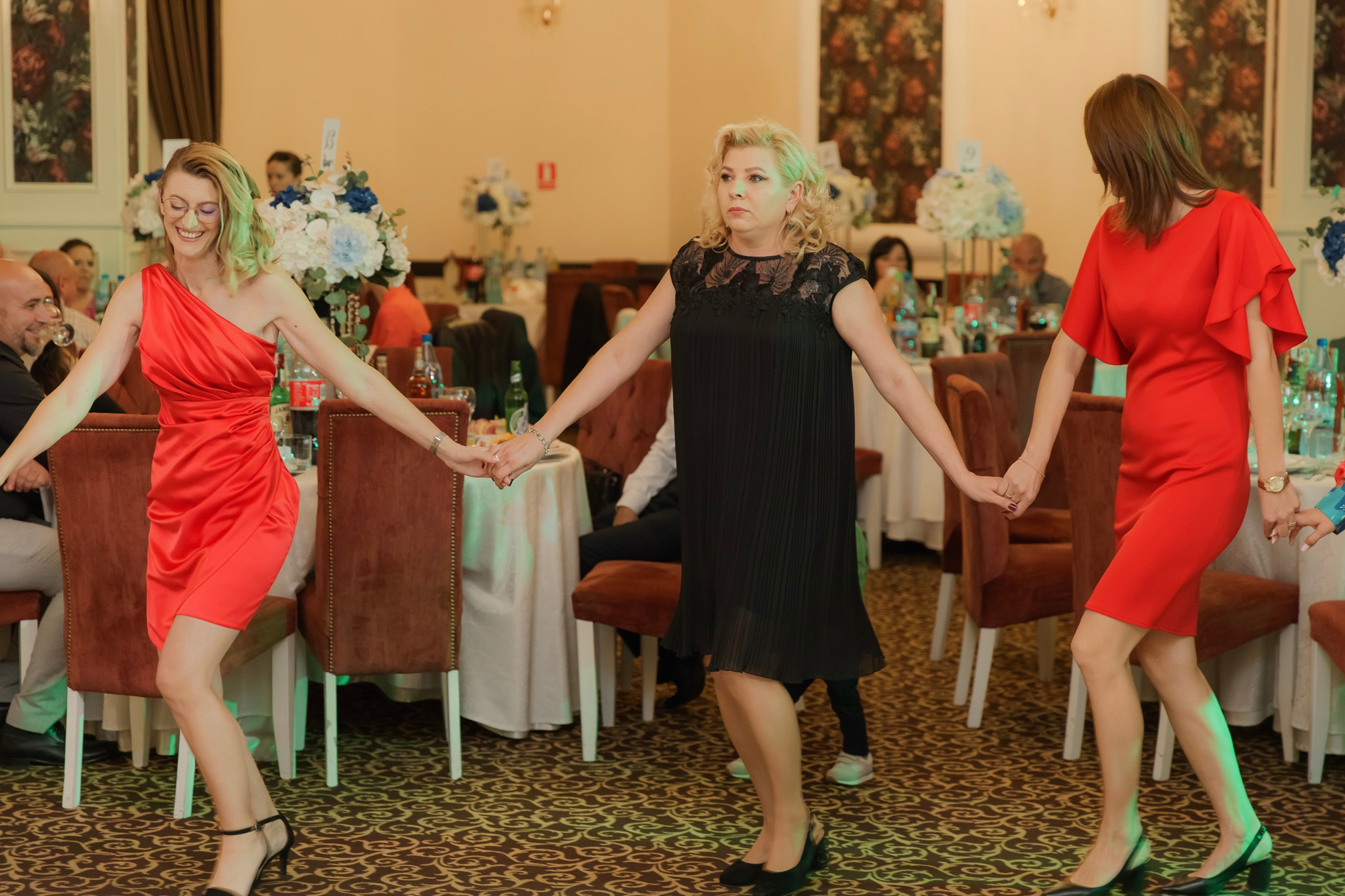 Mihai & Oana. Servicii foto-video profesionale, pentru momente de neuitat