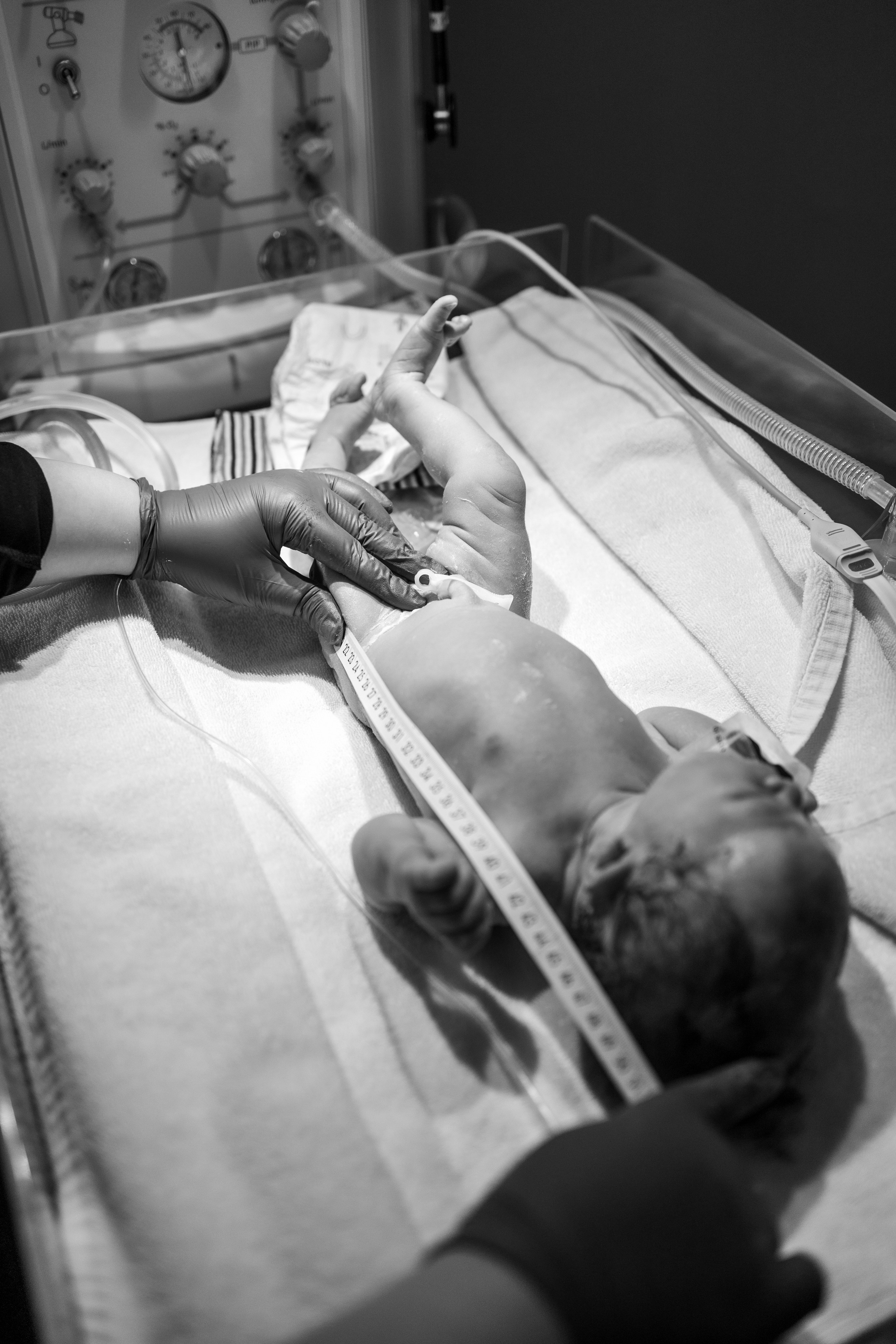 First meet. Фотограф родов, семей и новорожденных малышей в Дубае