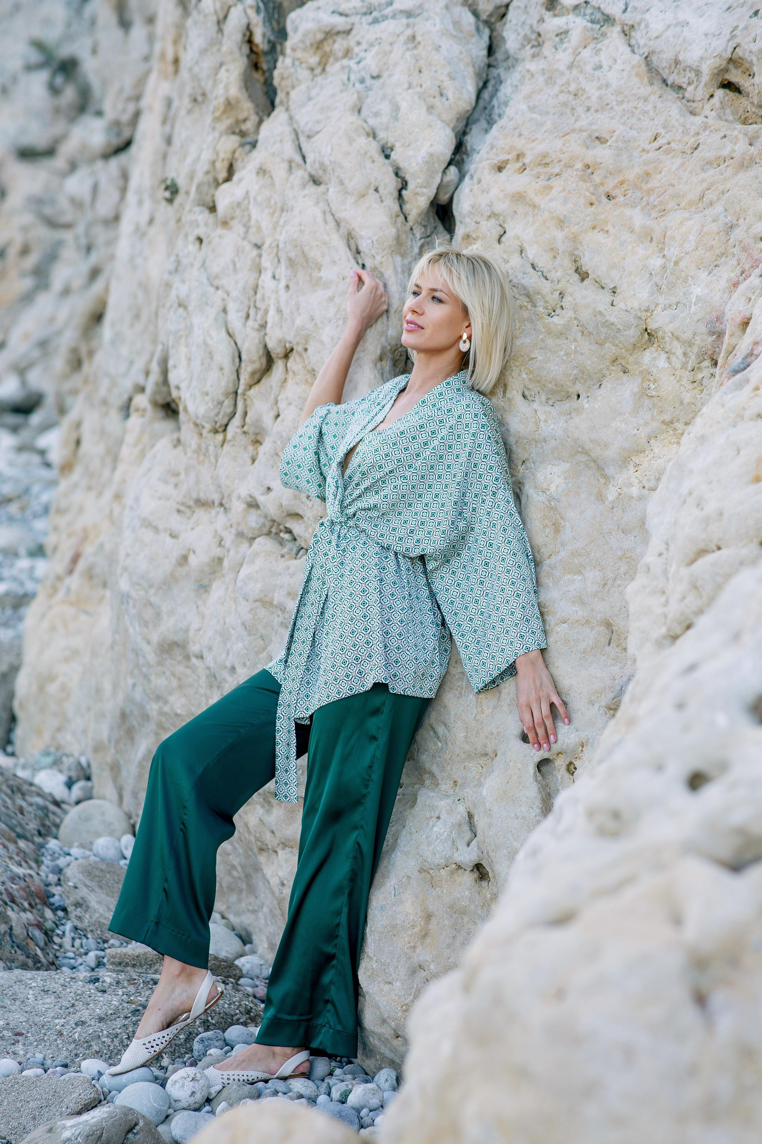 Съемка для бренда женских кимоно в Кемере. Фотограф в Алании в Турции, Аланья, Сиде, Белек, Анталия, Кемер, Конаклы, Окурджалар. Фотосъемки в Алании. Фотосессия в Алания.Алсу Девели