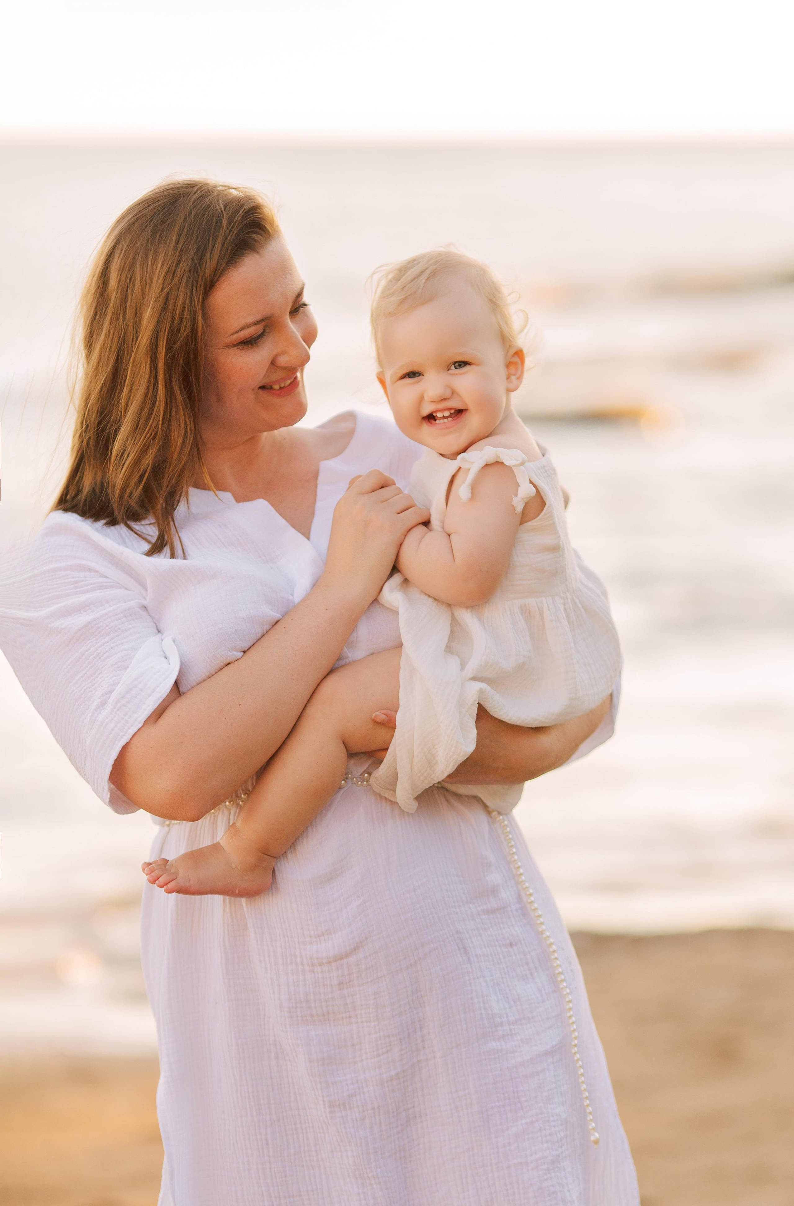Family photo shoot on the beach in Side. Professional Photographer in Alanya, Side, Belek | Alsu Develi  Wedding, Family and portrait photo sessions