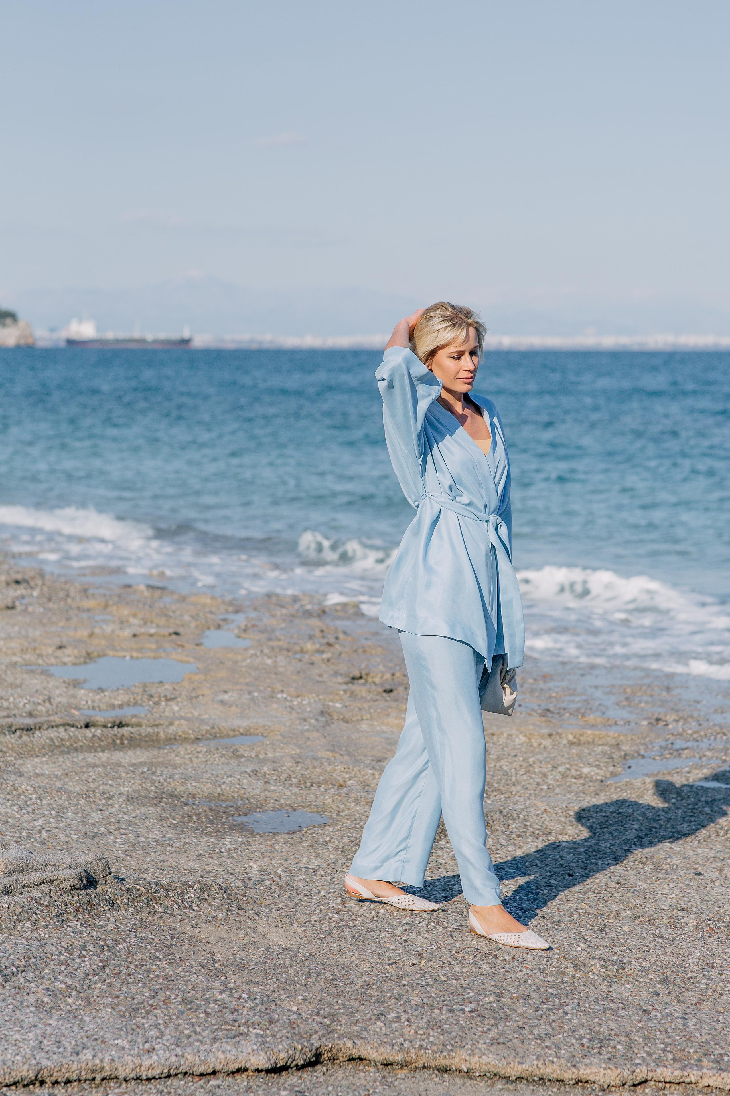 Съемка для бренда женских кимоно в Кемере. Фотограф в Алании в Турции, Аланья, Сиде, Белек, Анталия, Кемер, Конаклы, Окурджалар. Фотосъемки в Алании. Фотосессия в Алания.Алсу Девели