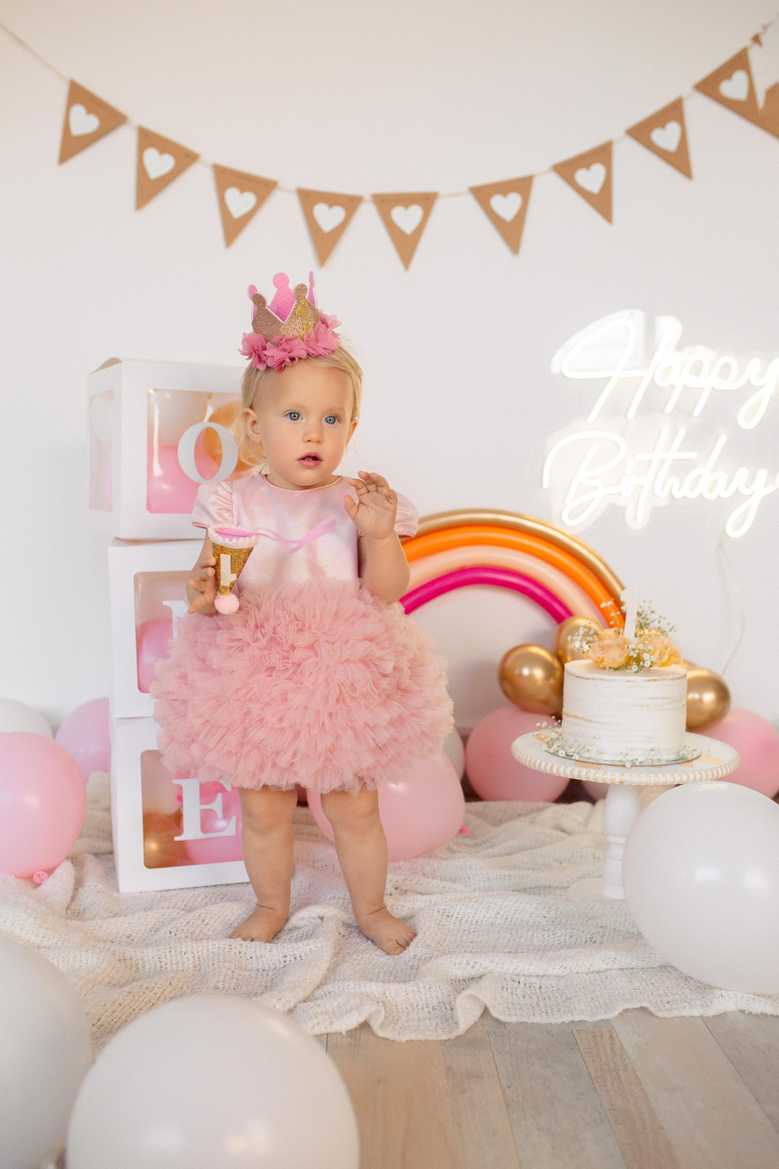 Фотосессия на годик в студии Фотосинтез. Алсу Девели | Свадебный и семейный фотограф в Турции Алании, Алания, Аланья, Сиде, Белеке, Анталия