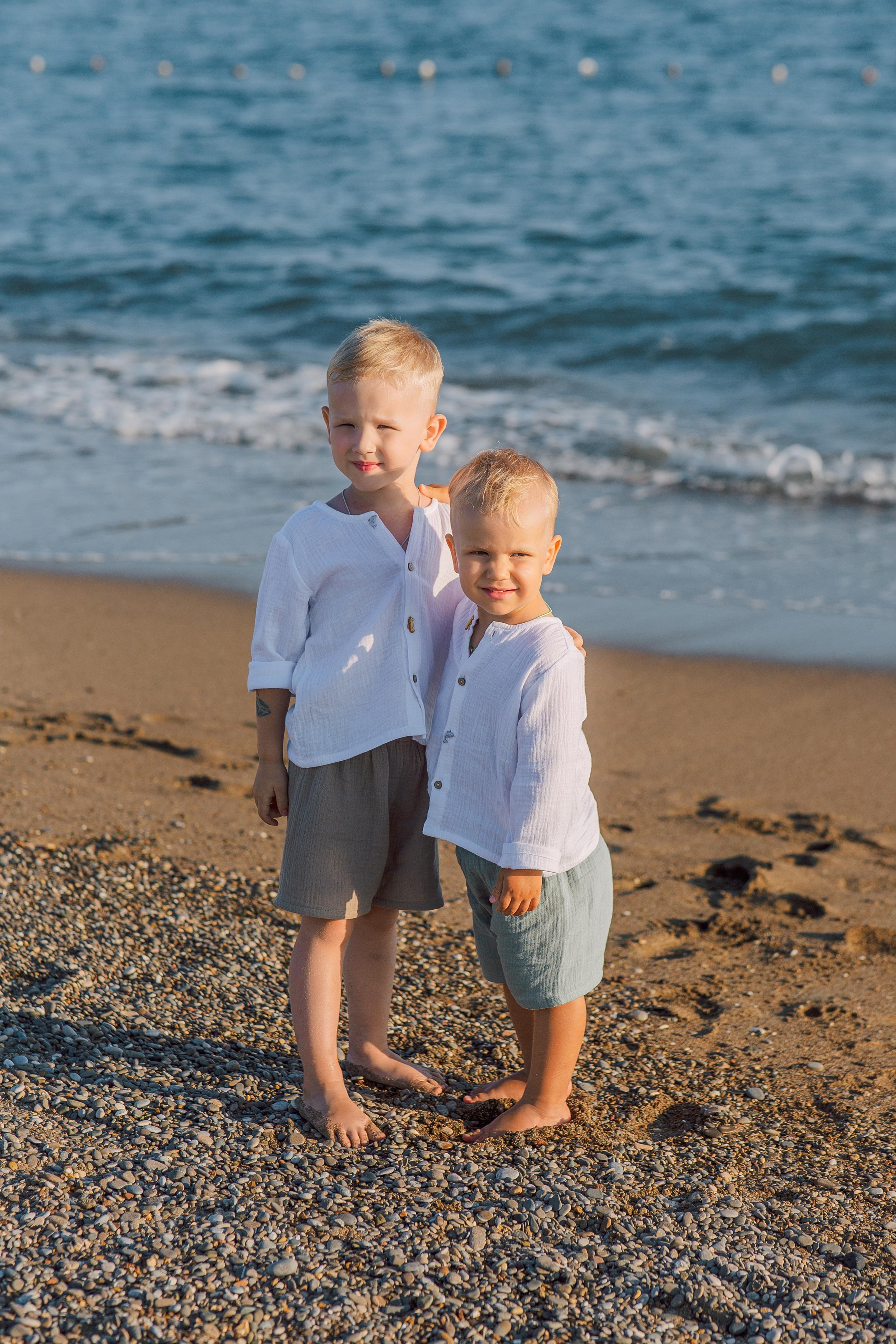 Семейная фотосессия на пляже в Белеке. Алсу Девели | Свадебный и семейный фотограф в Турции Алании, Алания, Аланья, Сиде, Белеке, Анталия
