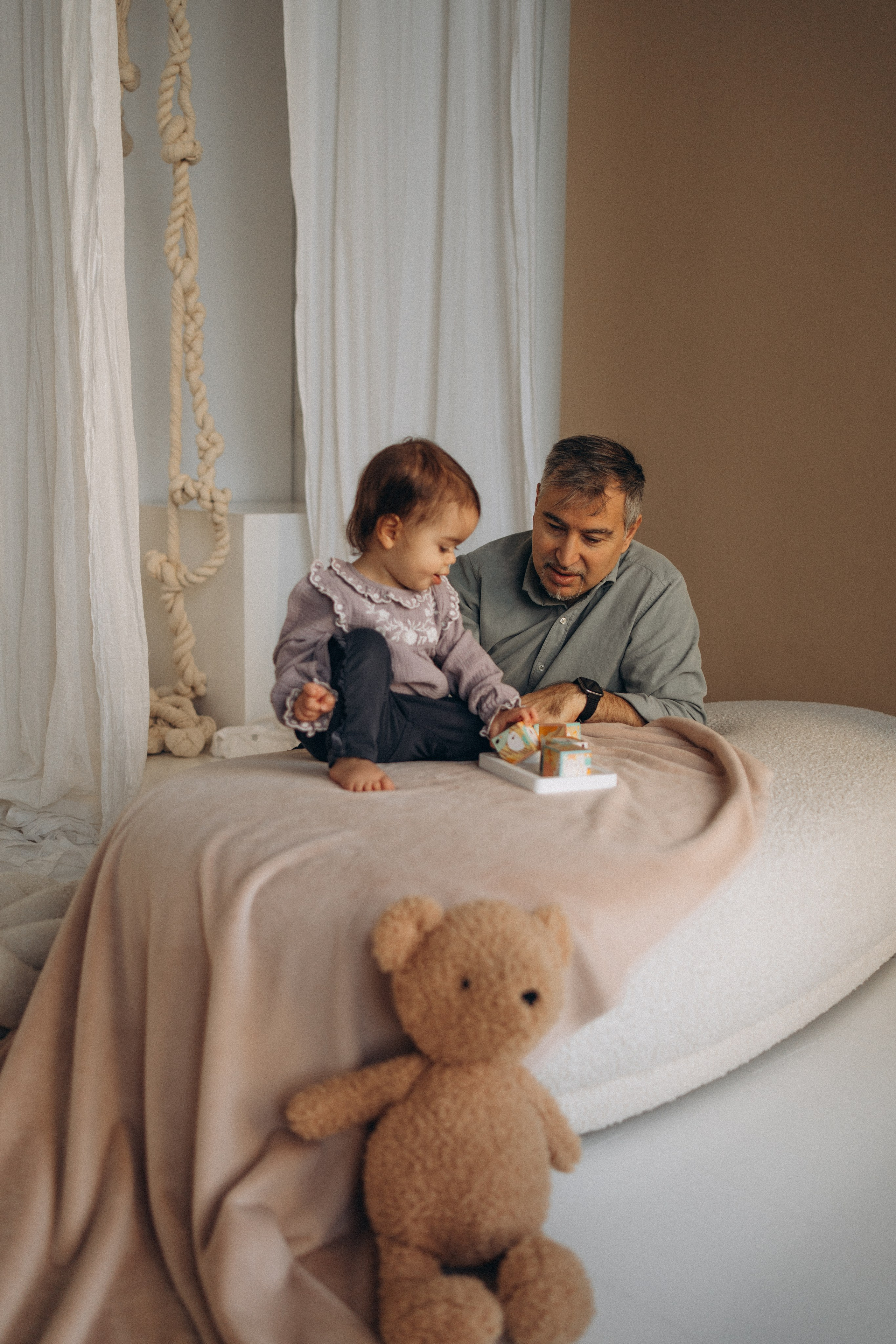 Studio — Chiara. Family photographer in Helsinki, Victoria Guadagno