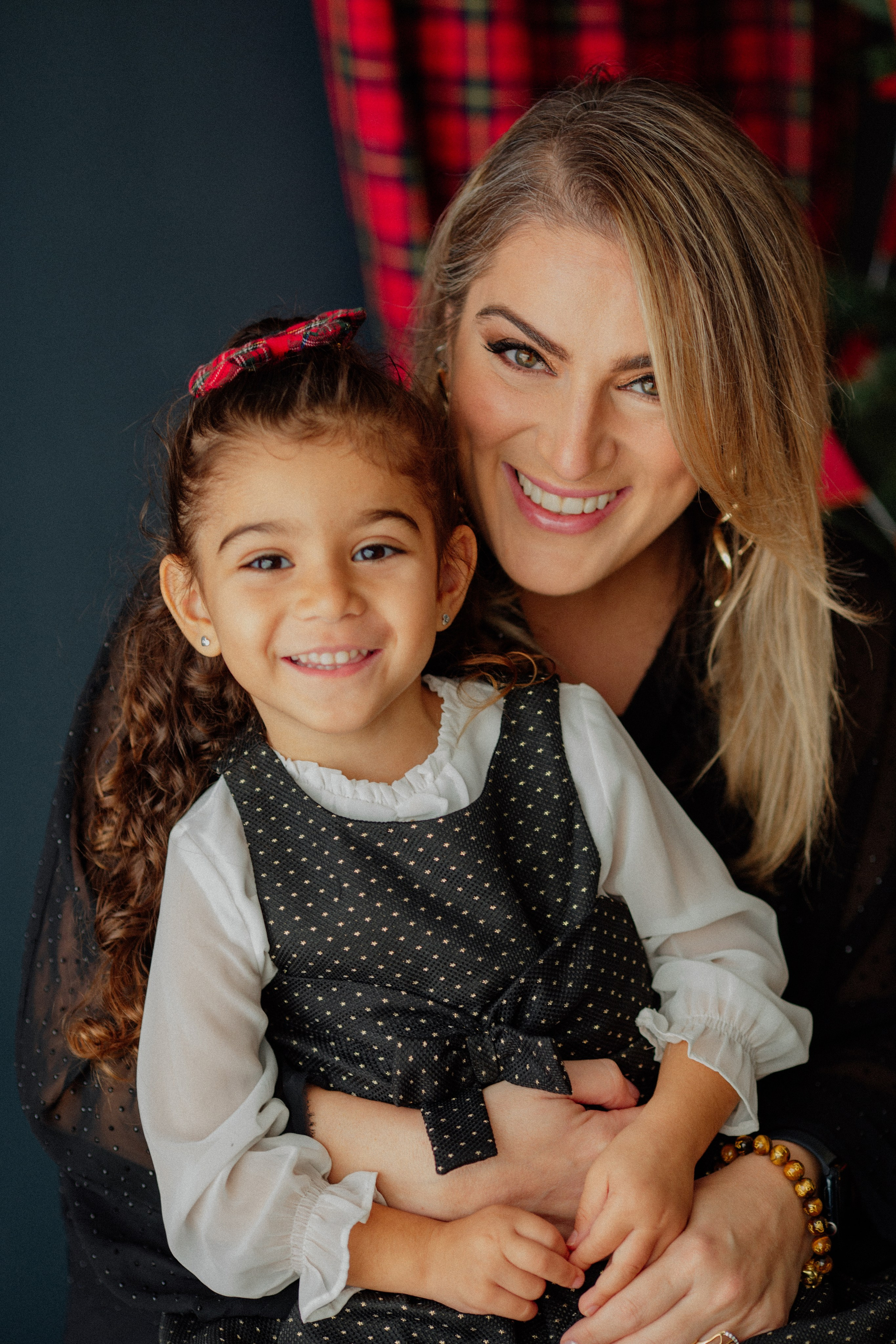 Amar, Neo & Eva. Family and business portrait’s photographer in Cyprus