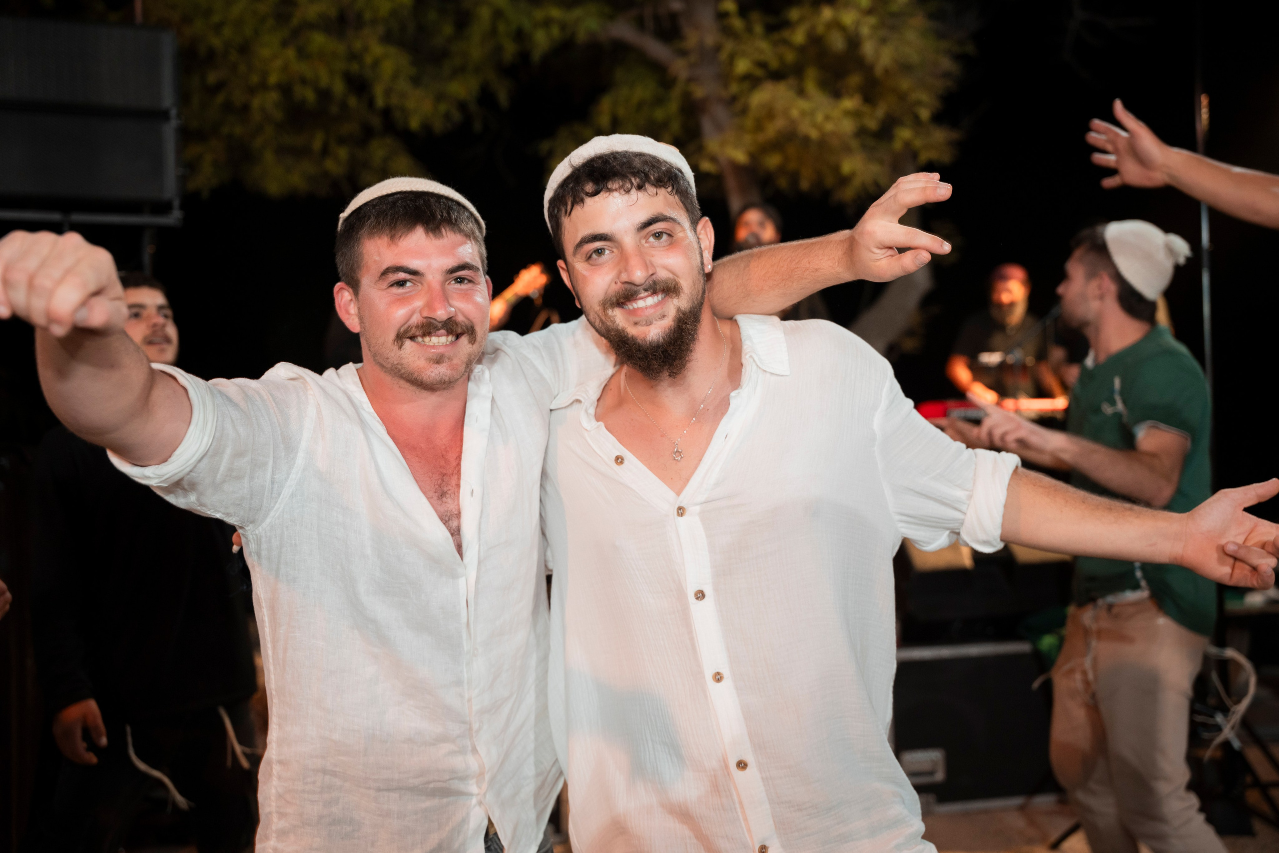 עדן ושלהבת. יוסף מזרחי צילום חתונה, ברית וזוגיות. צלם מקצועי שאוהב להוציא אתכם הכי יפים ברגעים הכי מרגשים