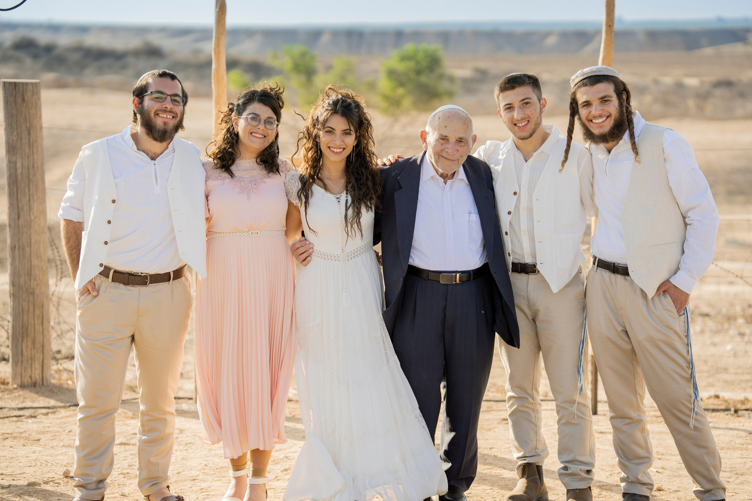 אביה ואחיה. יוסף מזרחי צילום חתונה, ברית וזוגיות. צלם מקצועי שאוהב להוציא אתכם הכי יפים ברגעים הכי מרגשים