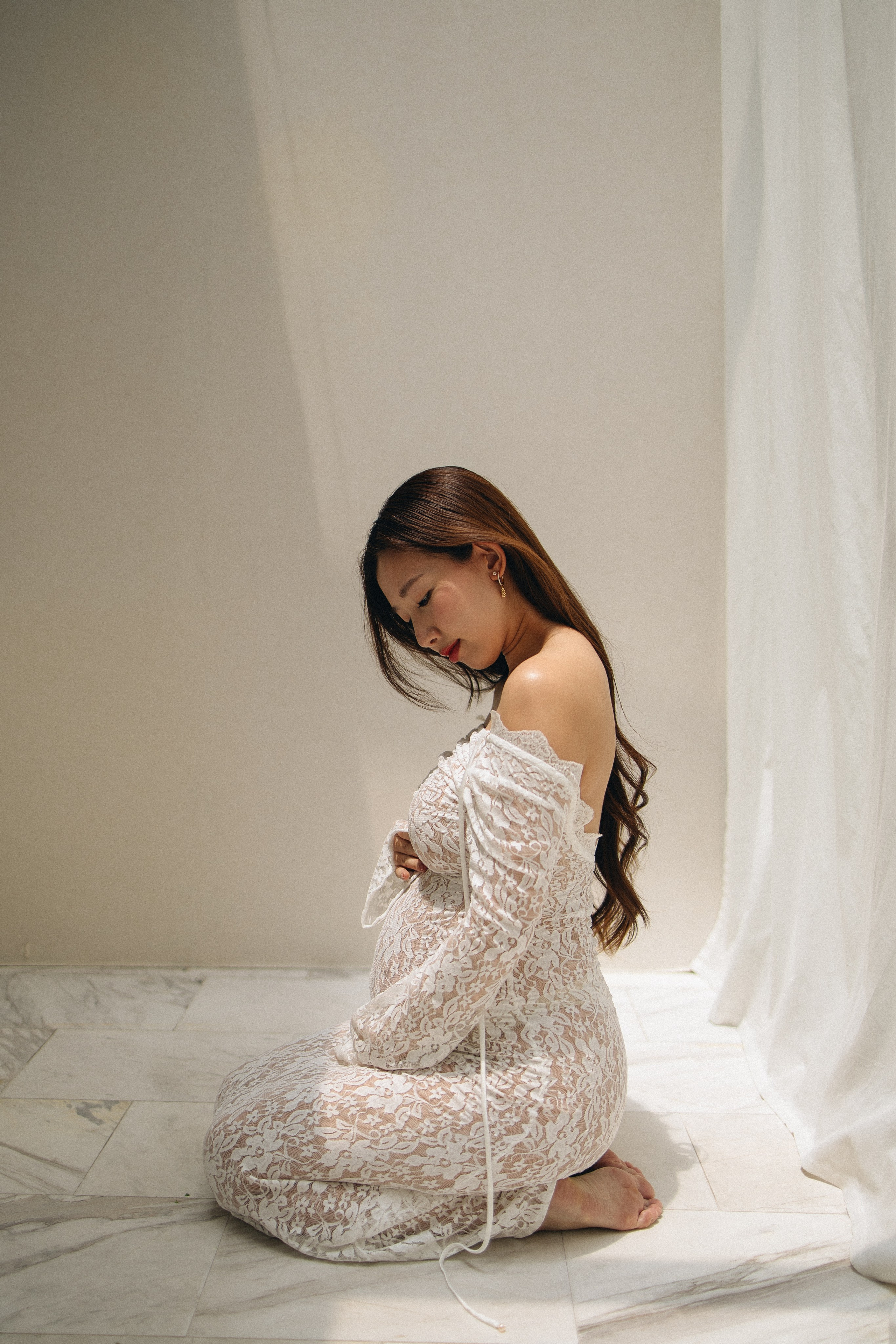 The Sweetest Anticipation. Family and wedding photographer in Bangkok, Thailand