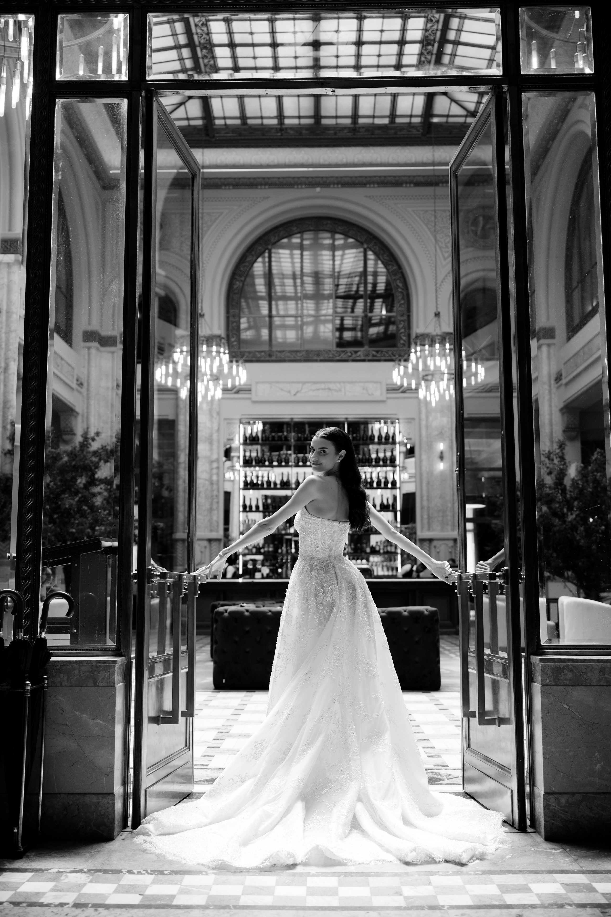 Diana & Octavian. Fotograf de nuntă Alex Pasarelu