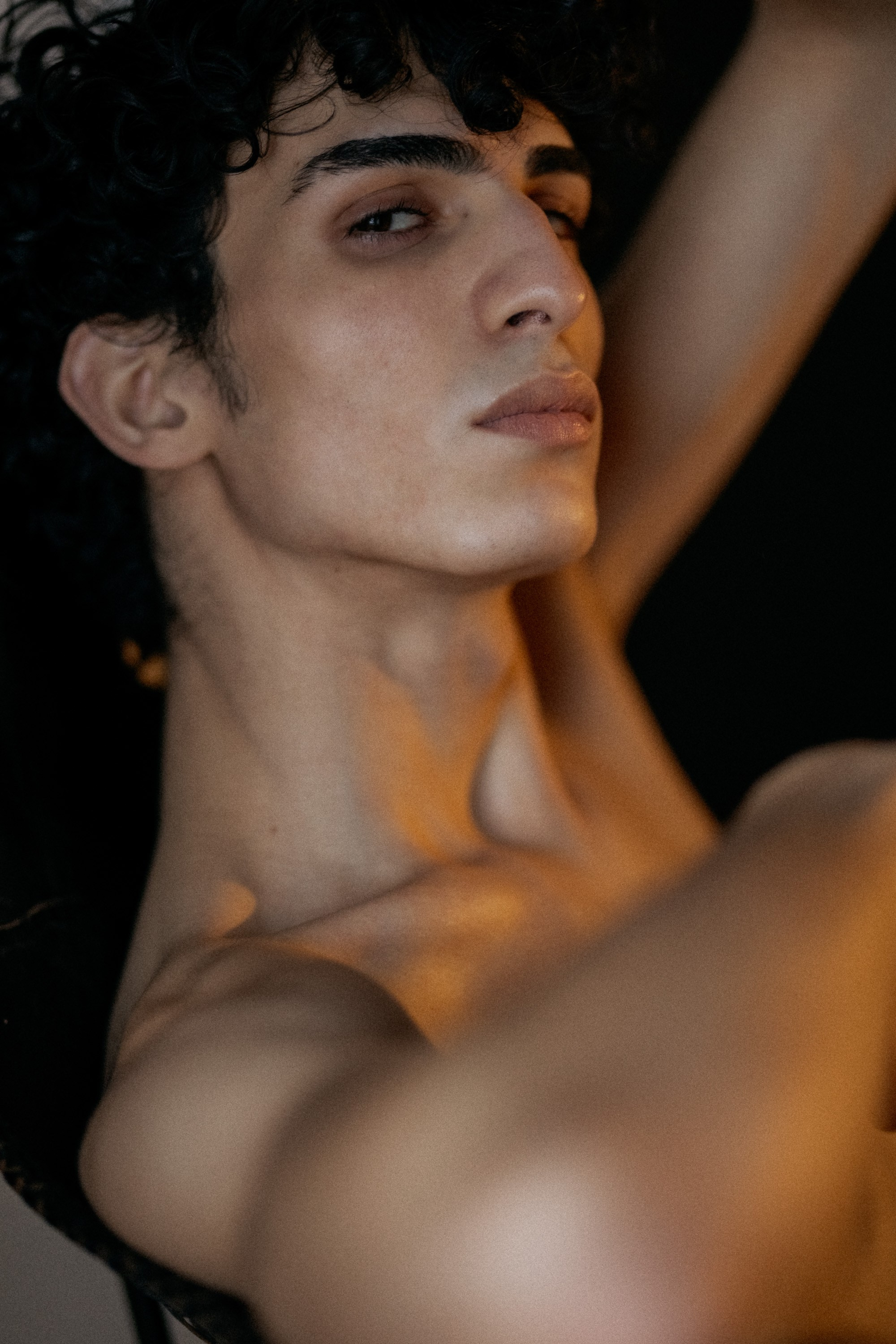 Editorial portfoliokuvaus ● Hristo. Valokuvaaja Lahti, Helsinki Elena Salonen