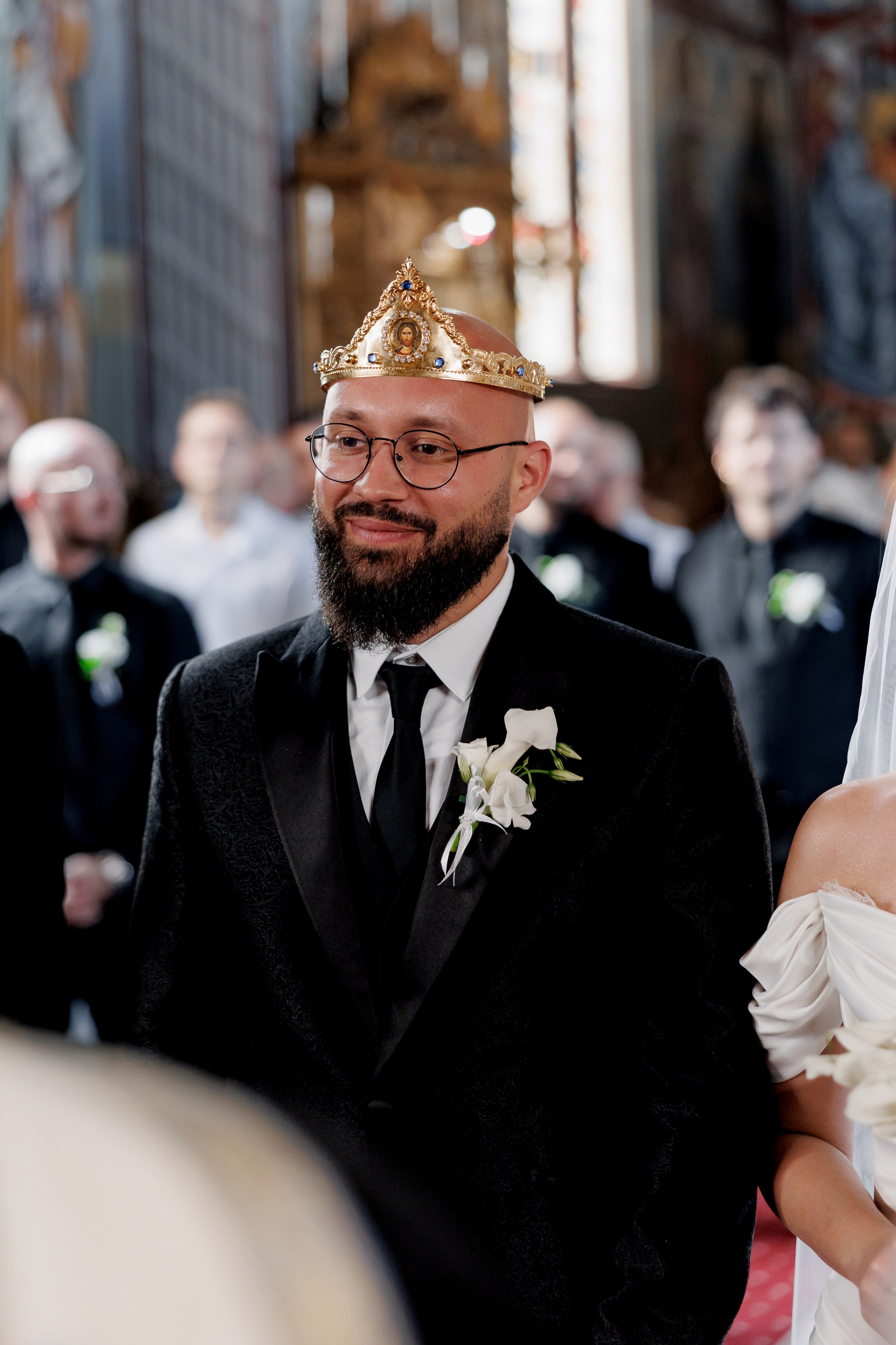 Wedding Photographer, based in Iasi, Romania, but will travel all over the globe to make sure you look amazing in all your wedding photos