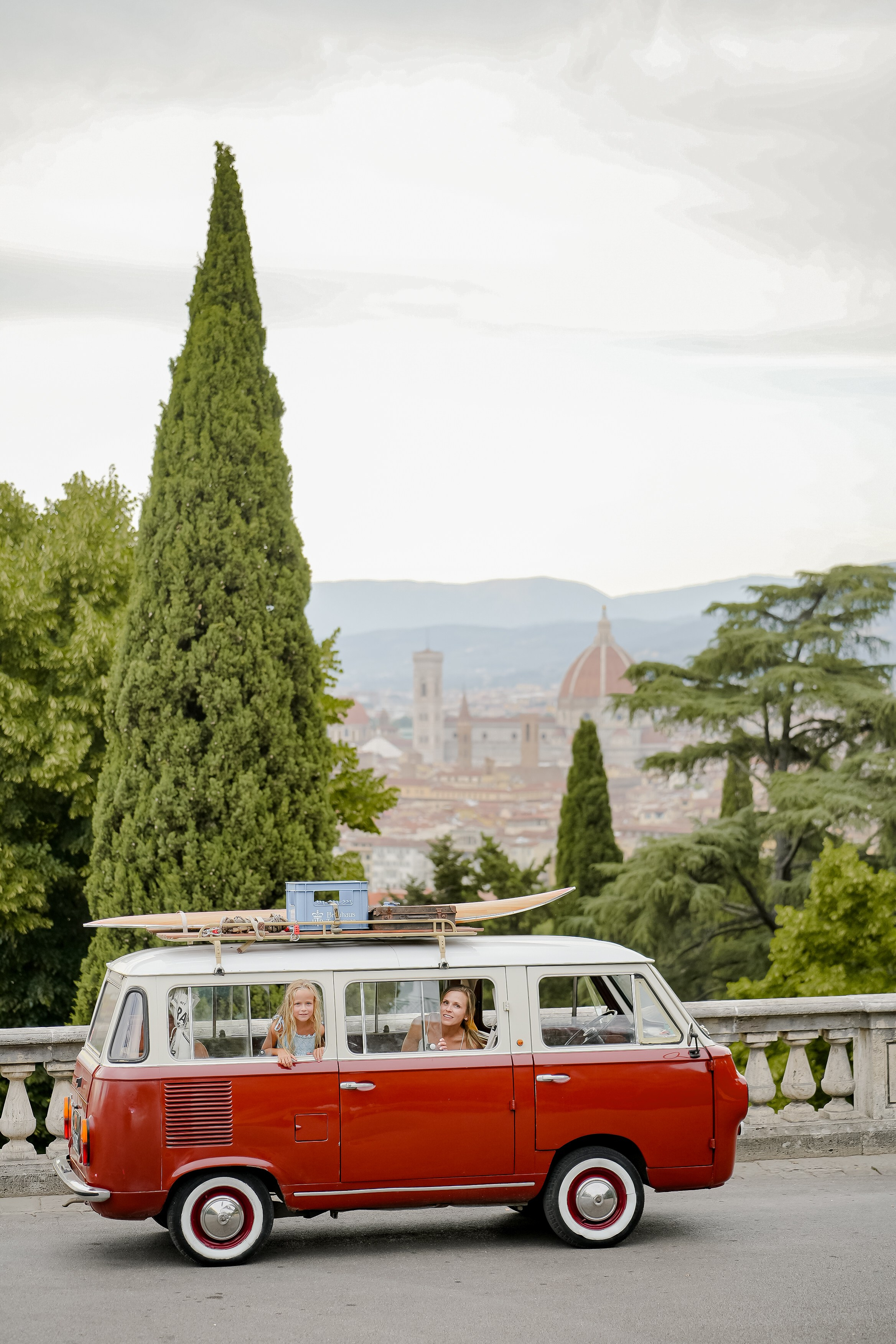 Nicole & Family. Wedding Photographer in Italy