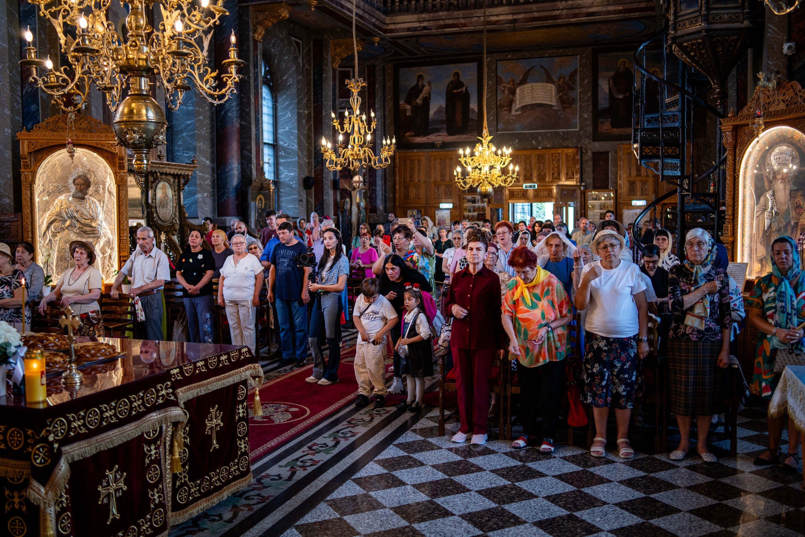 Hram Biserica Sfânta Vineri din Ploiești. Mihai Alexandra Events