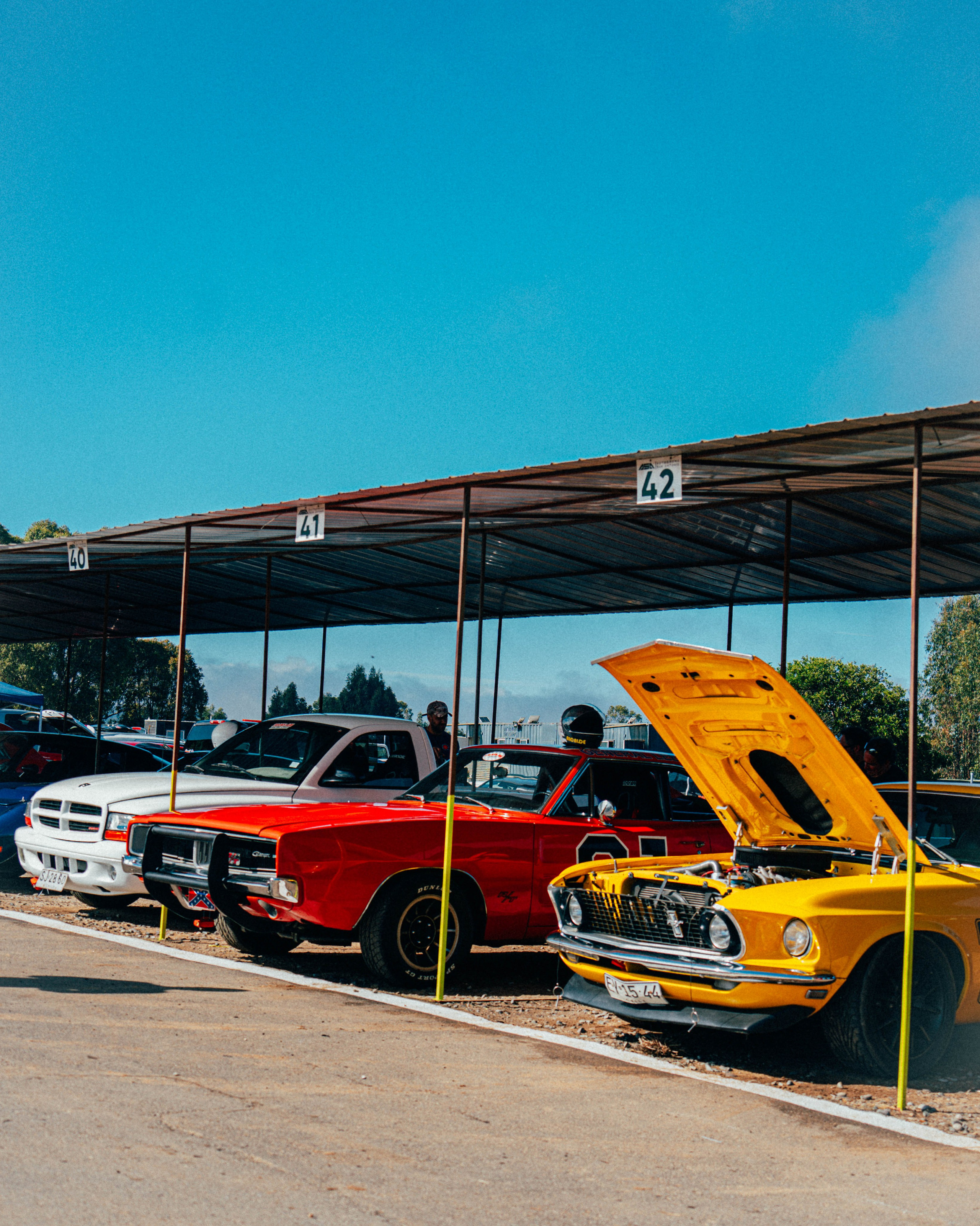 CARS. DEYA BELTRAN Maquilladora, fotógrafa y vídeos