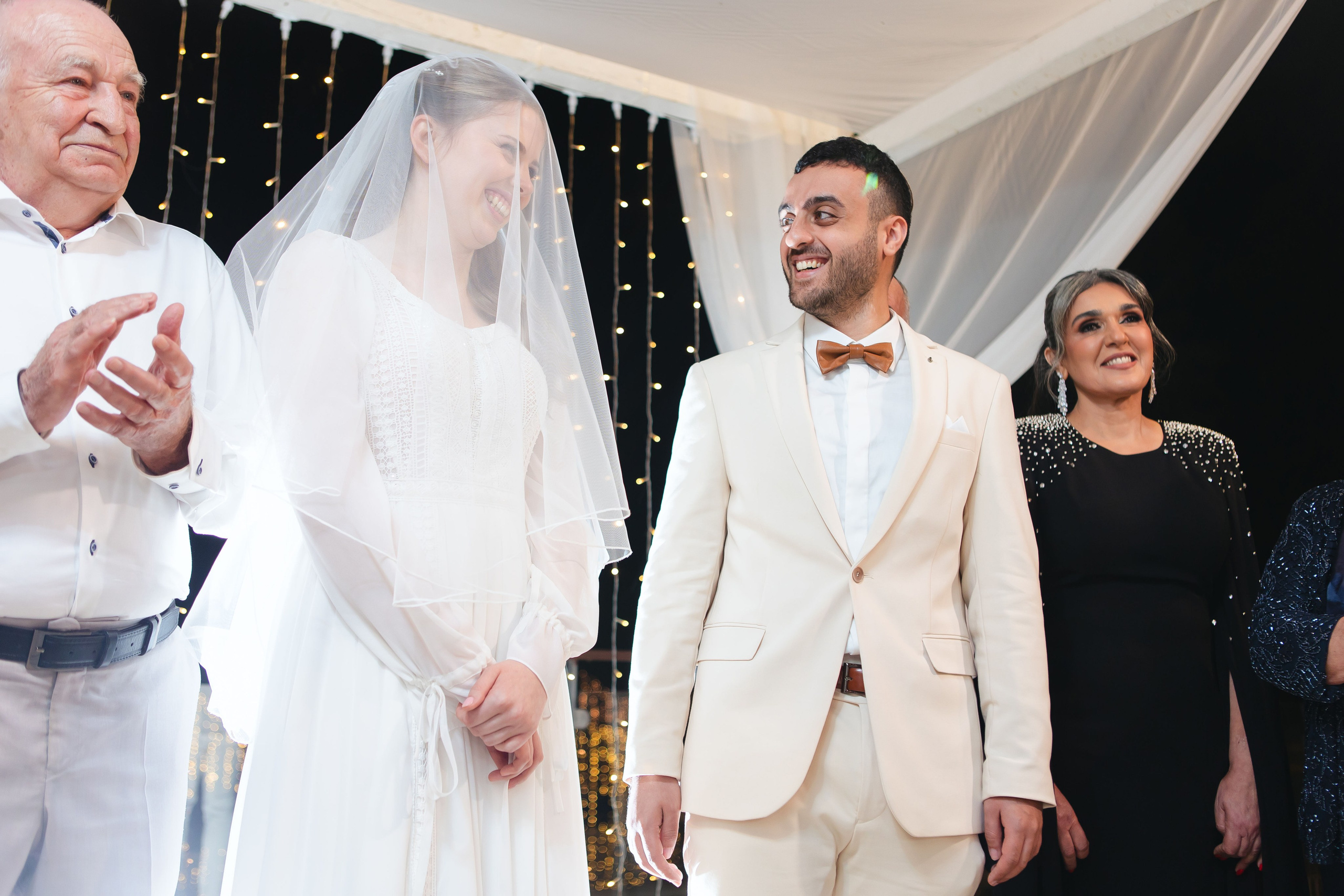 Heart to Heart. Https://shi-photo.com/