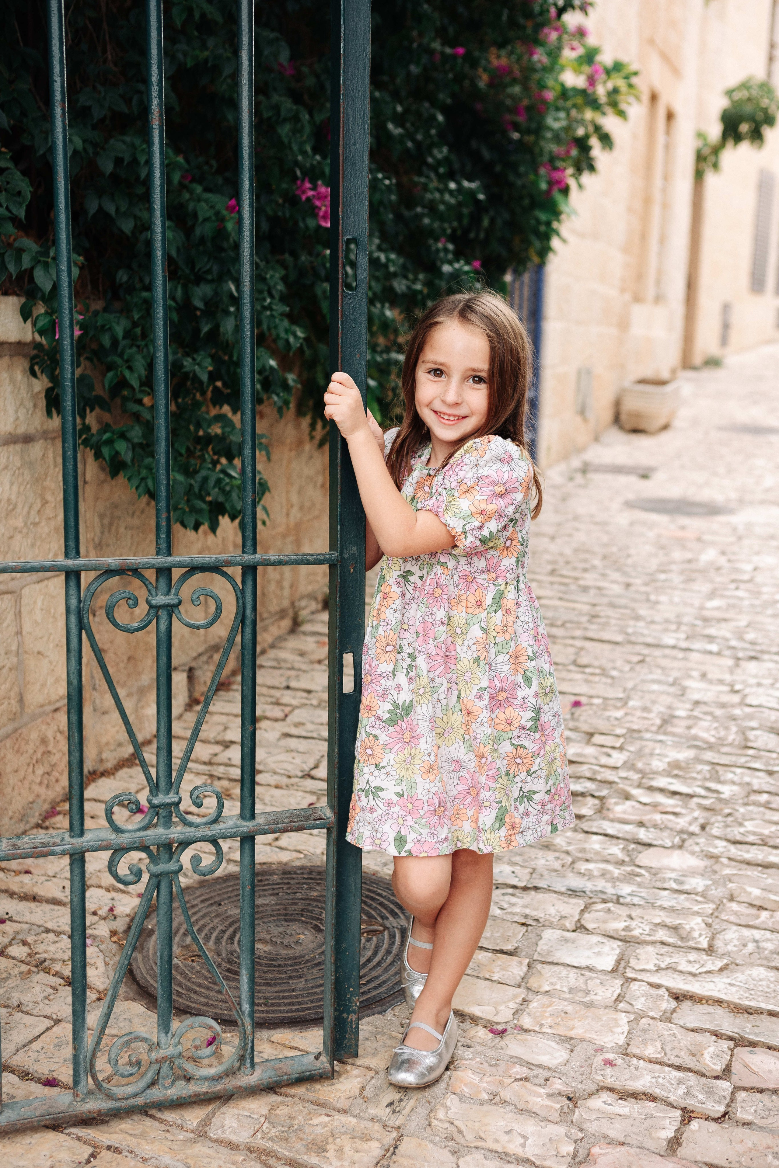 BIG FAMILY IN YAMIN MOSHE. Https://shi-photo.com/