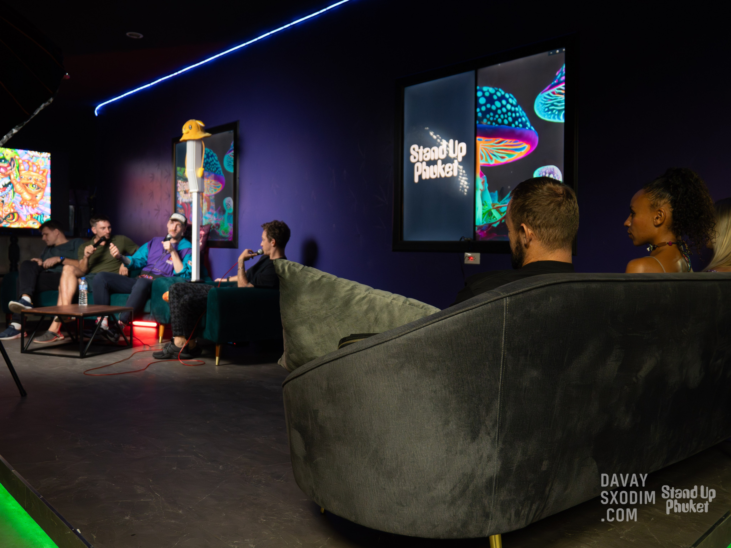 Standup-шоу «Тай-Болтай» | Фоторепортаж | Афиша | DAVAYSXODIM.com PHUKET. АФИША|ФОТОРЕПОРТАЖИ|ИВЕНТЫ|ПХУКЕТ