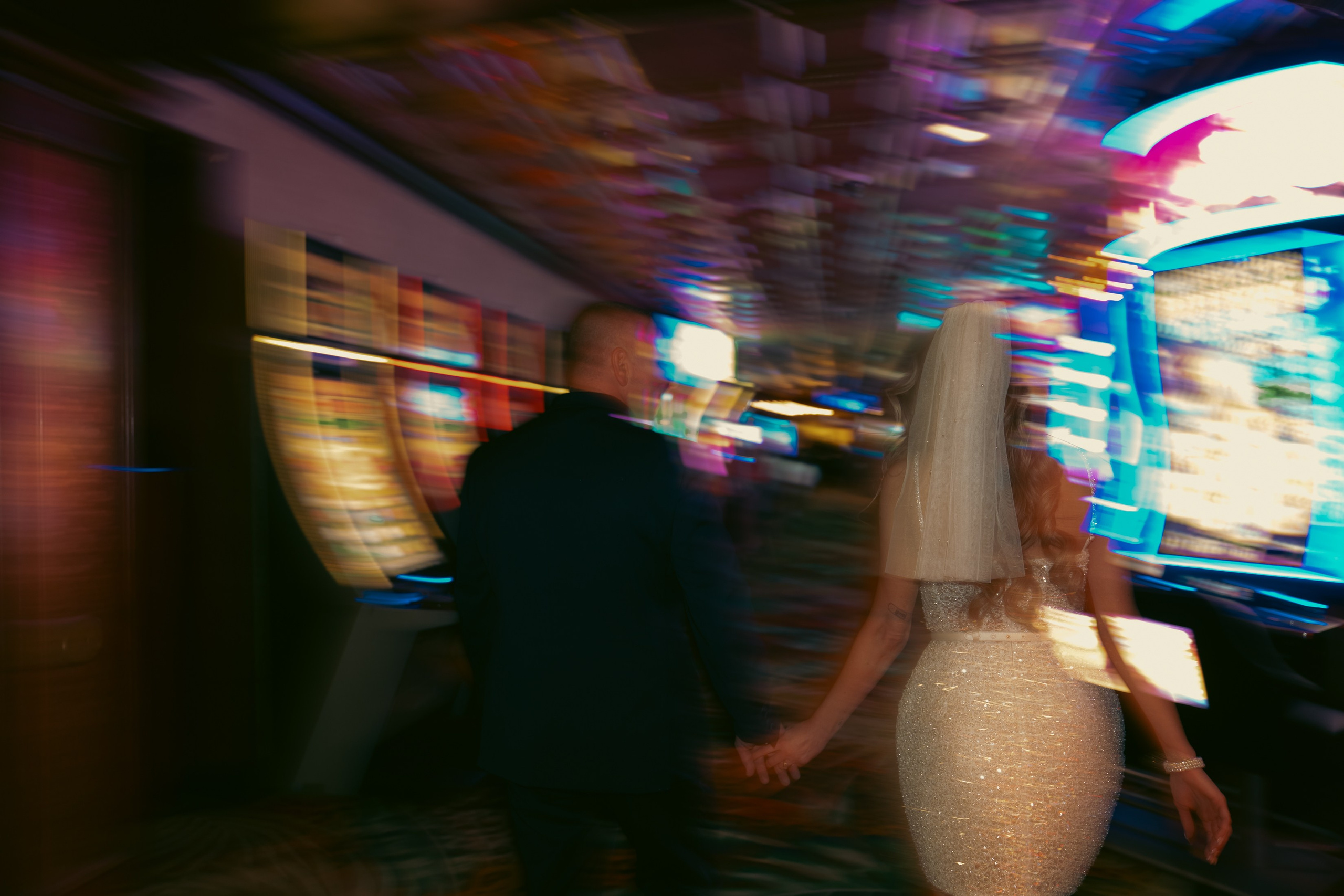 Jessica&Joey. Wedding & elopement photographer Viktoriya Kravtsov. Las Vegas