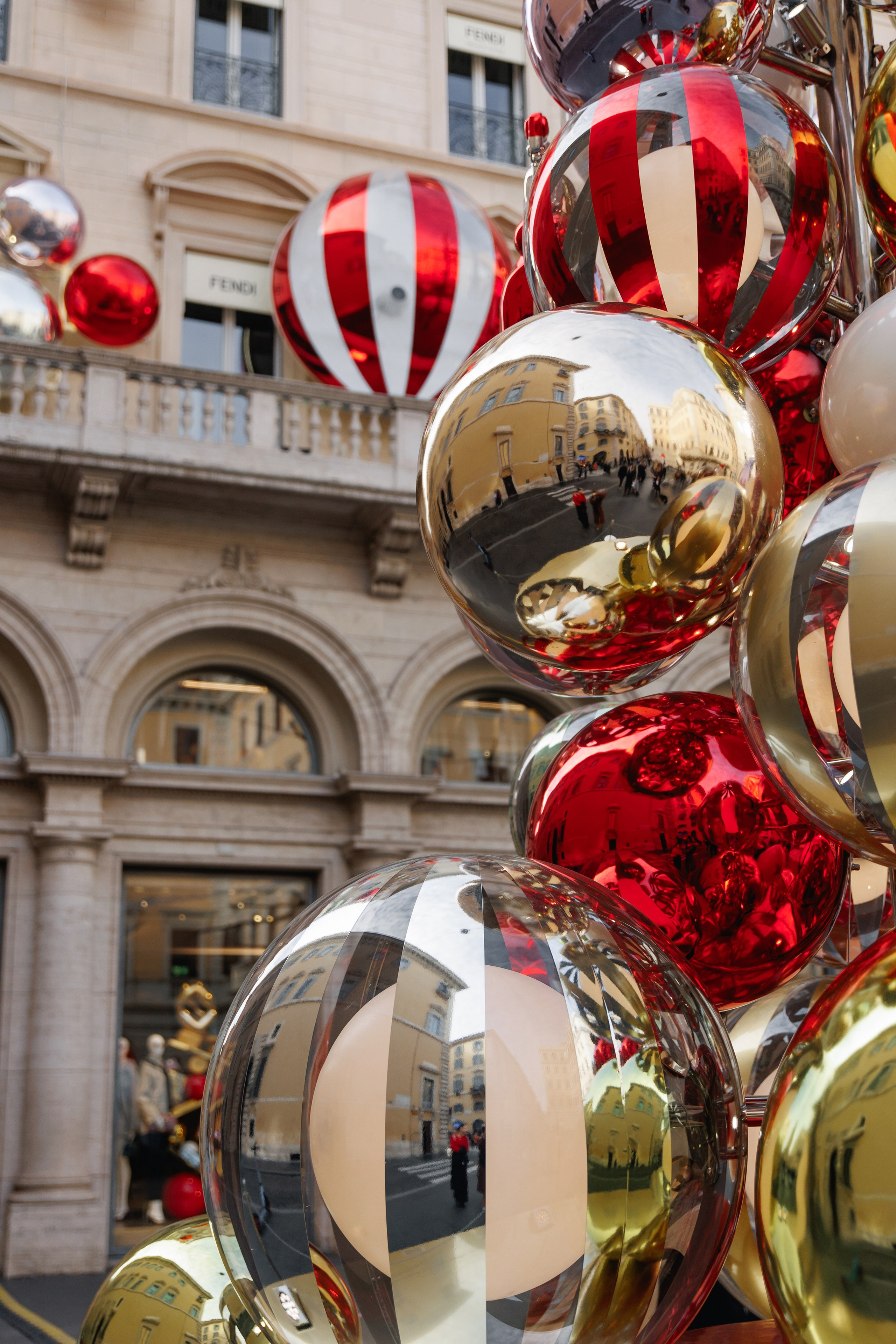 Christmas photoshooting in Rome. Wedding Photographer Rome Tuscany Como Sicily Puglia Amalfy Italy- Oksana Savenchuk