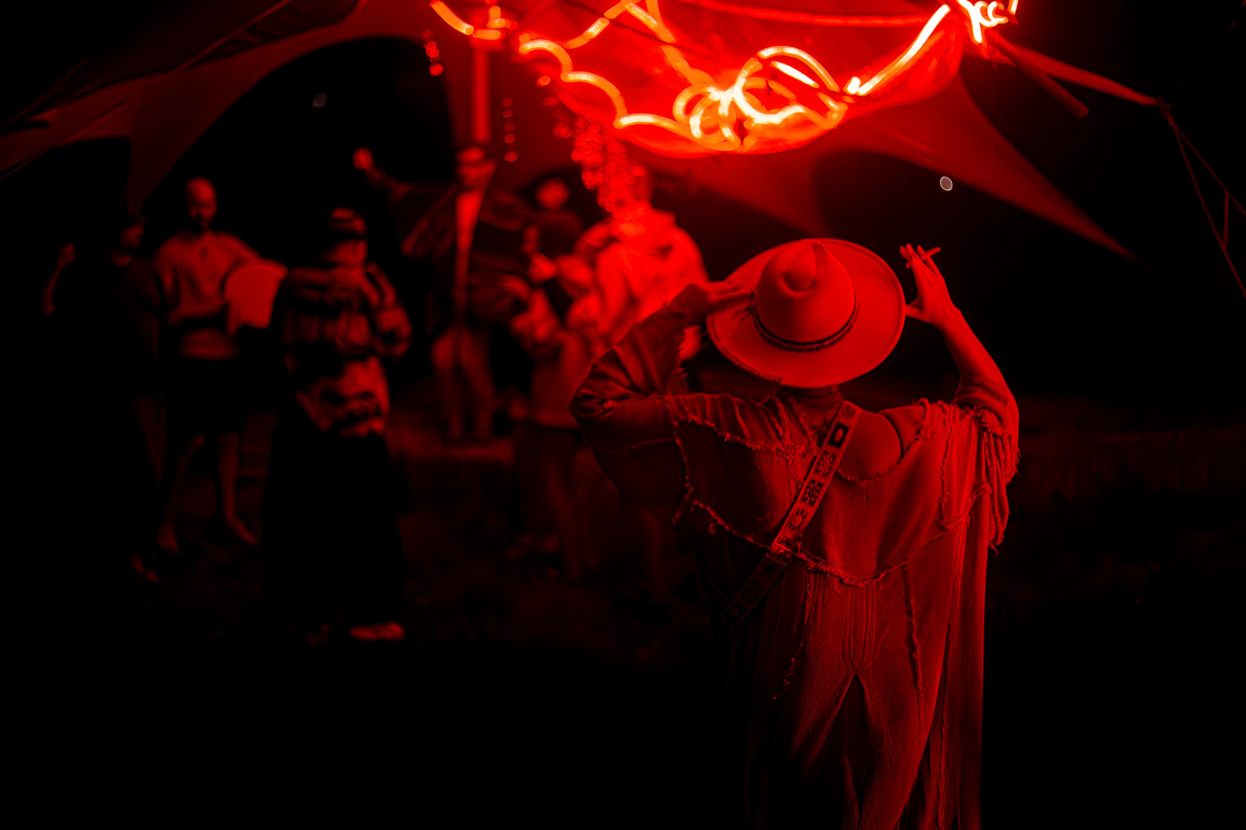 Nightlife. Vitalii Krepak — Gonzo Fotografie